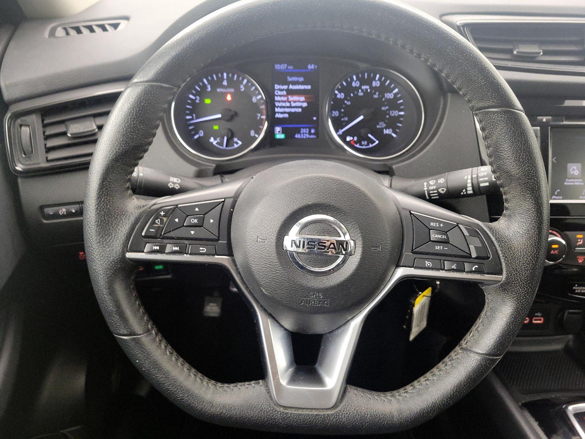 Thumbnail: 2020 Nissan Rogue - 10