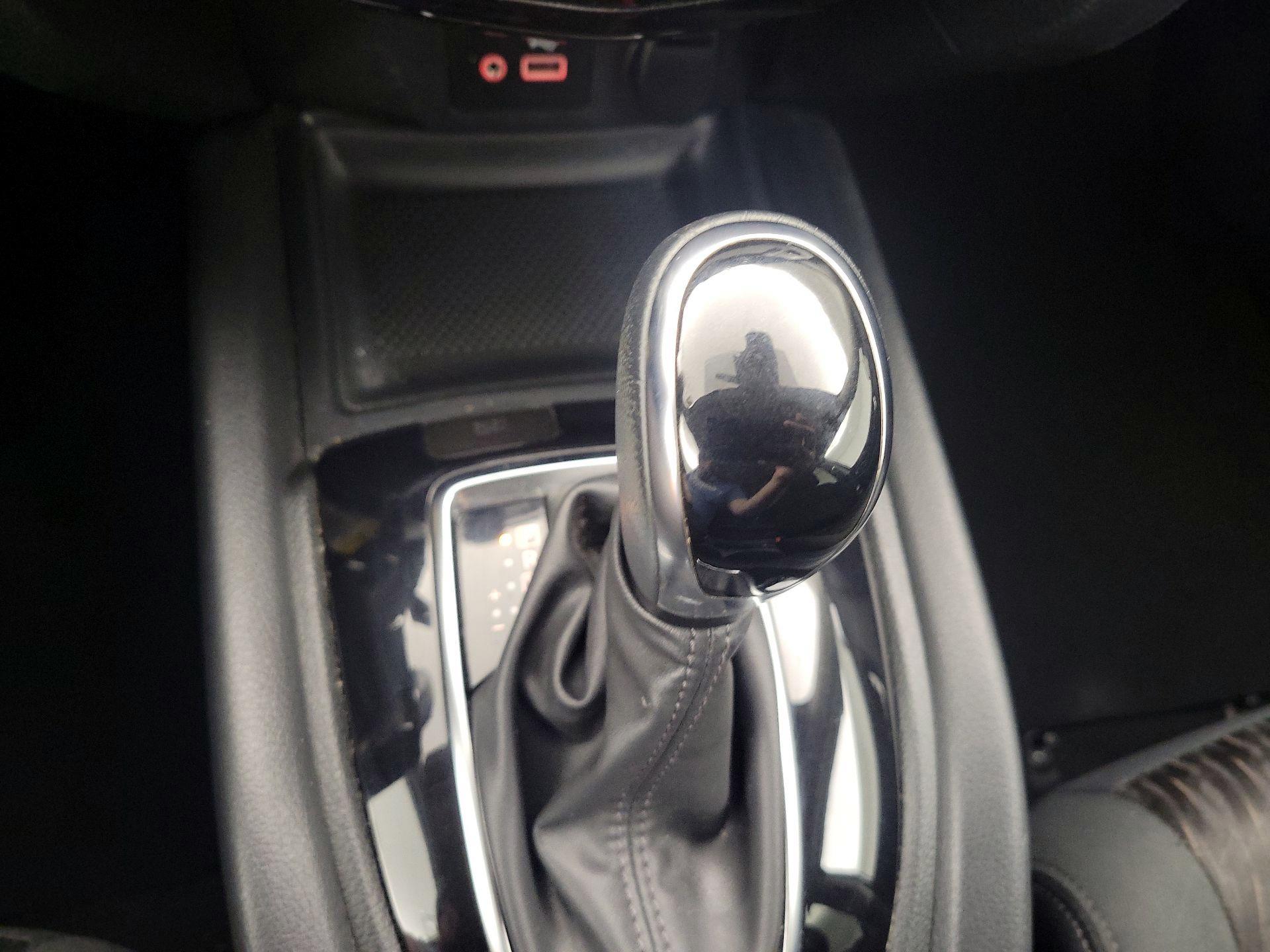 Thumbnail: 2020 Nissan Rogue - 16