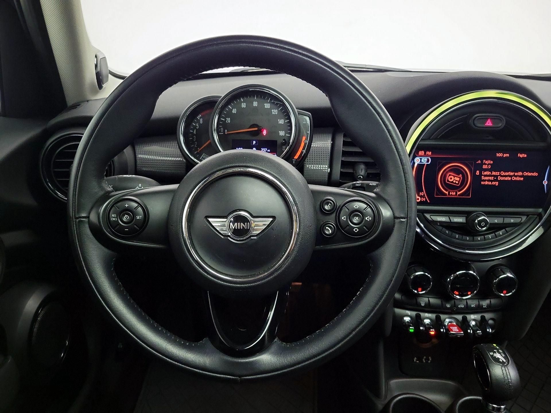 Thumbnail: 2018 MINI Cooper Hardtop - 10
