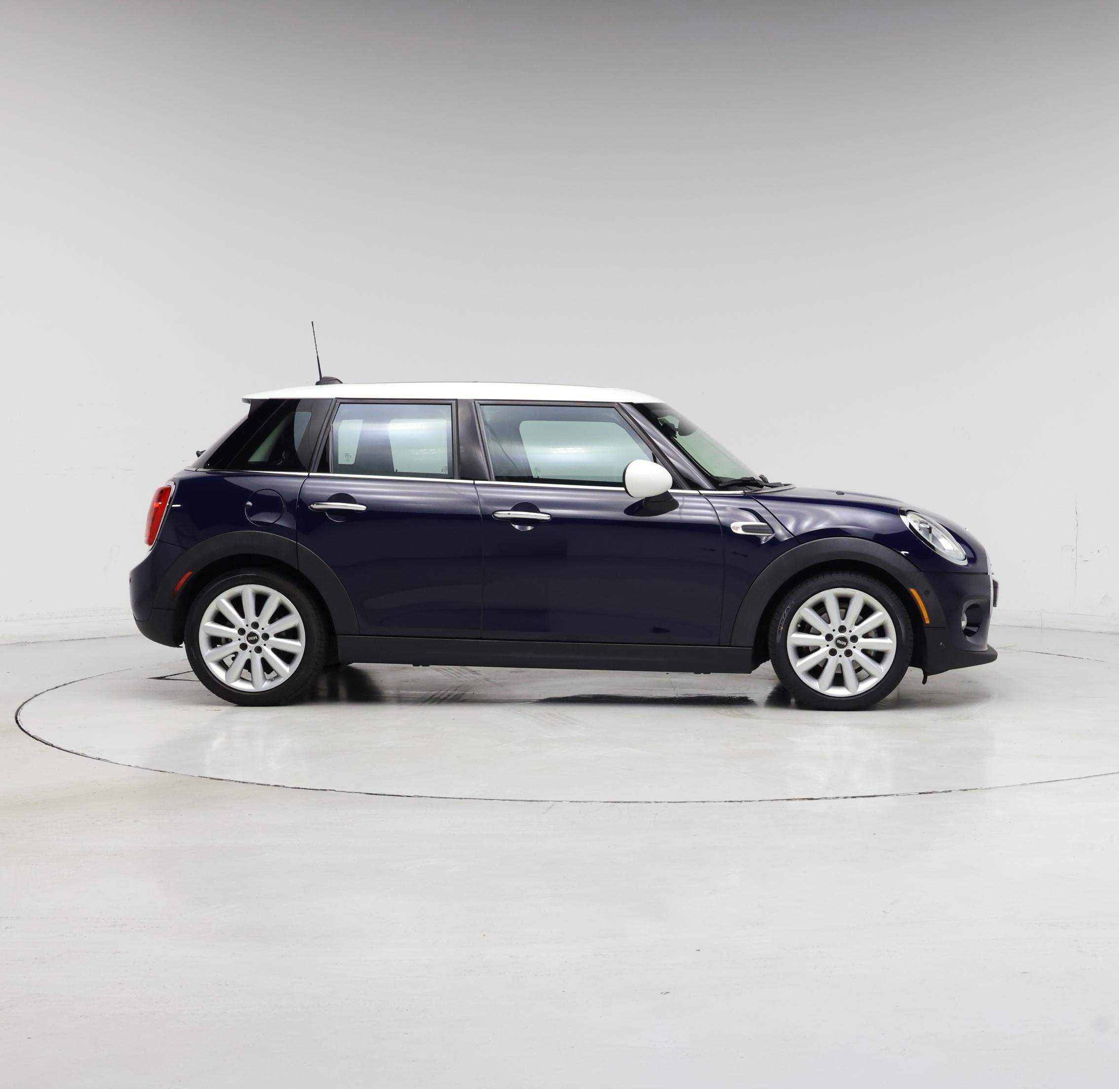 Thumbnail: 2018 MINI Cooper Hardtop - 7