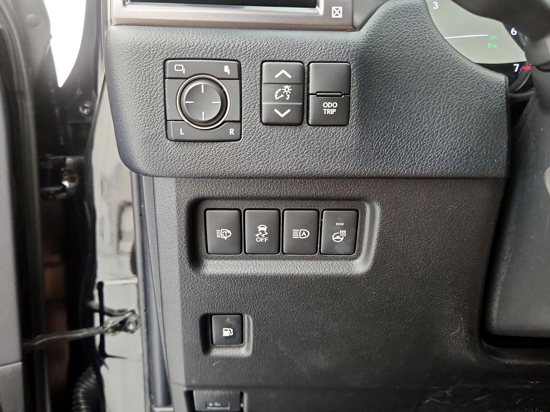 Thumbnail: 2022 Lexus GX - 13