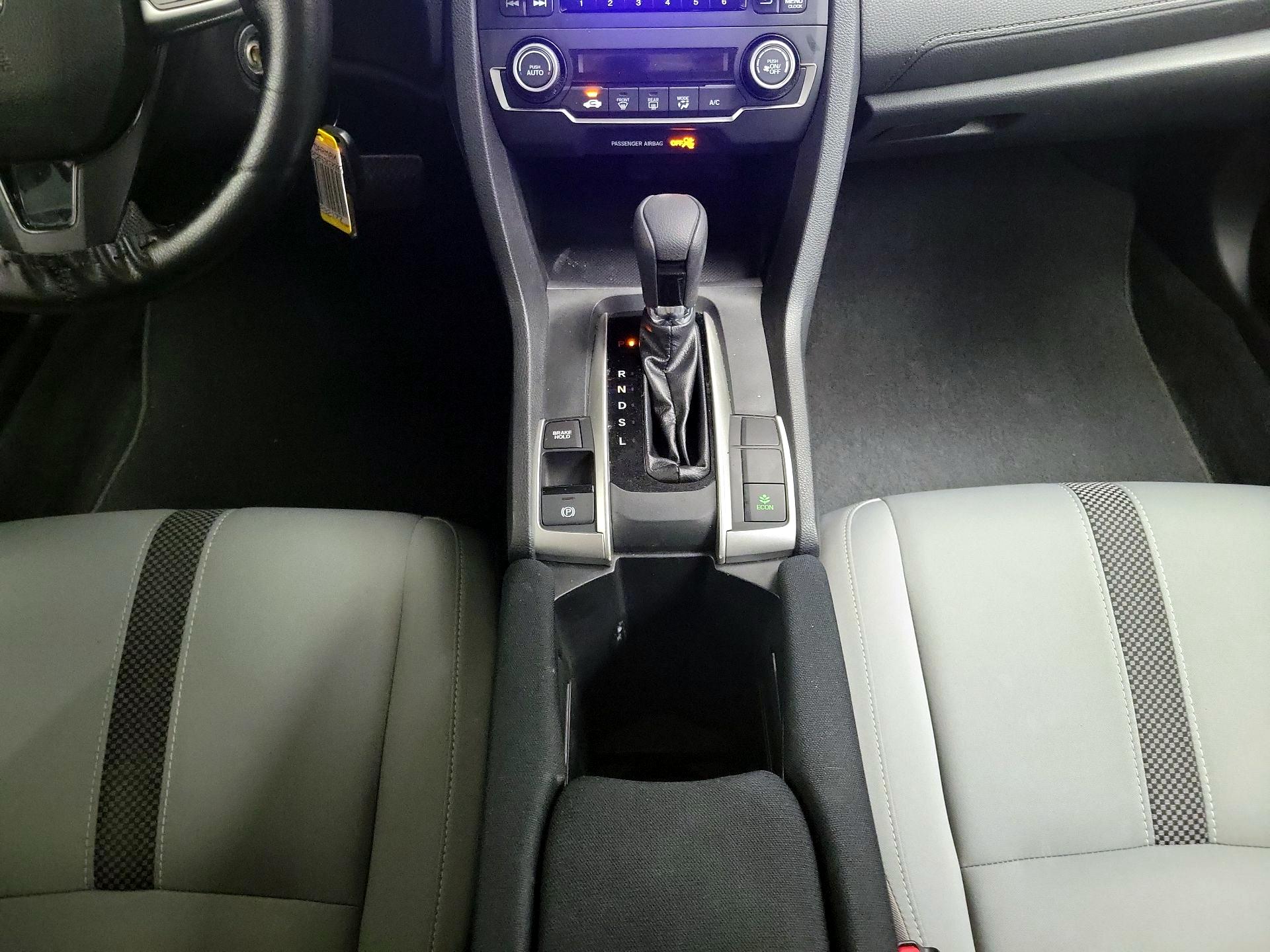 Thumbnail: 2019 Honda Civic - 17