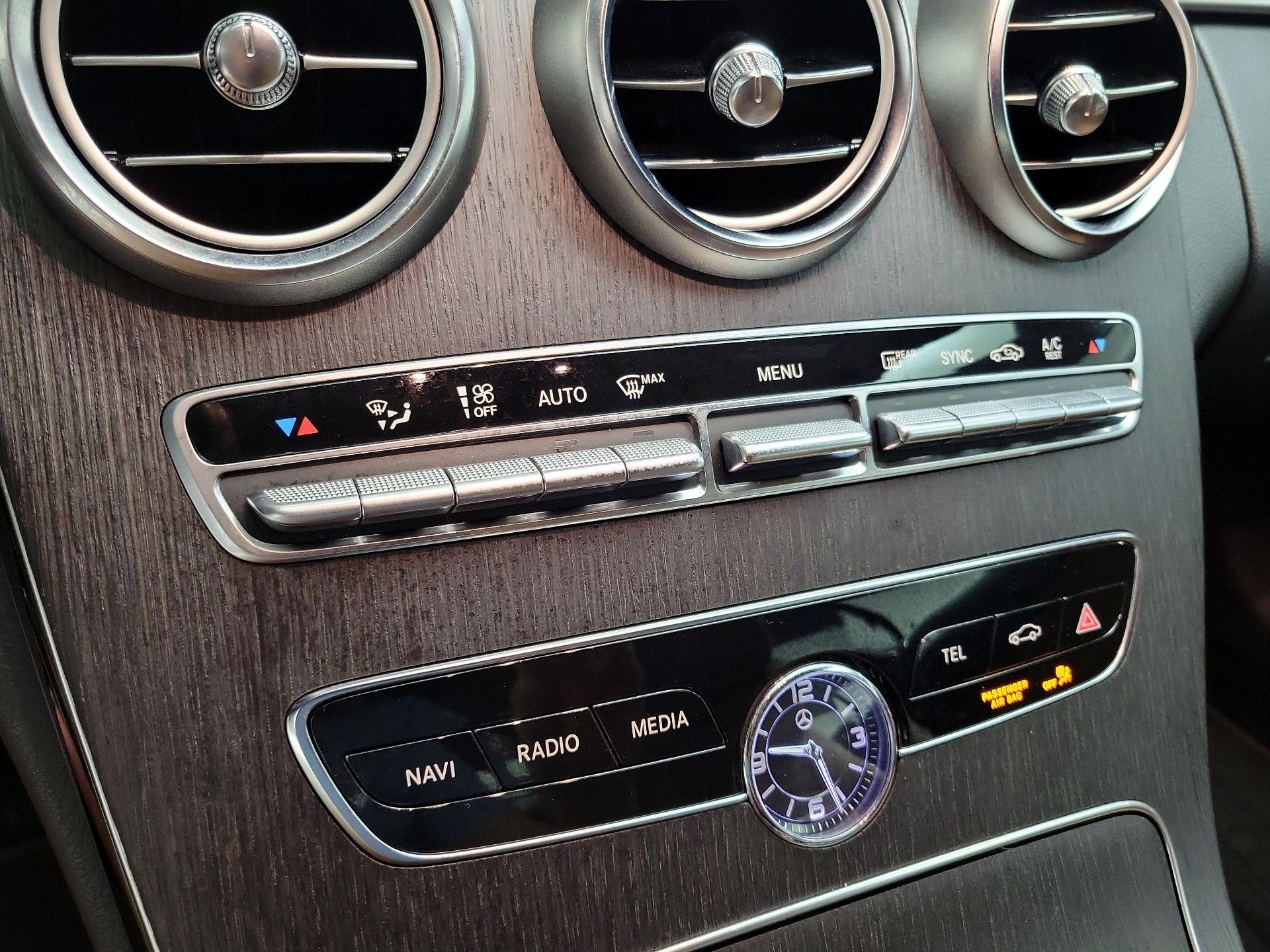 Thumbnail: 2020 Mercedes-Benz C-Class - 16
