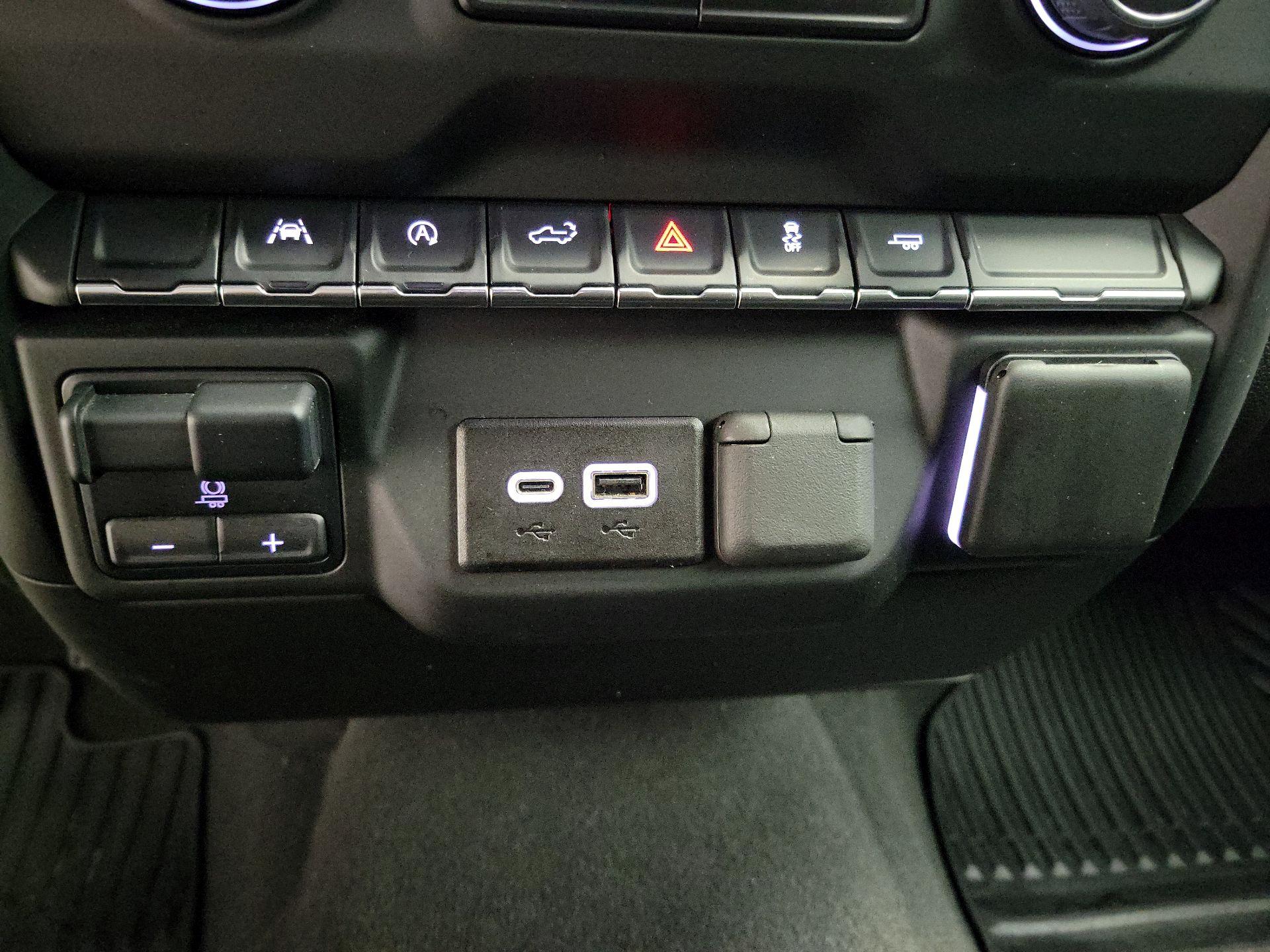 Thumbnail: 2024 Chevrolet Silverado 1500 - 19