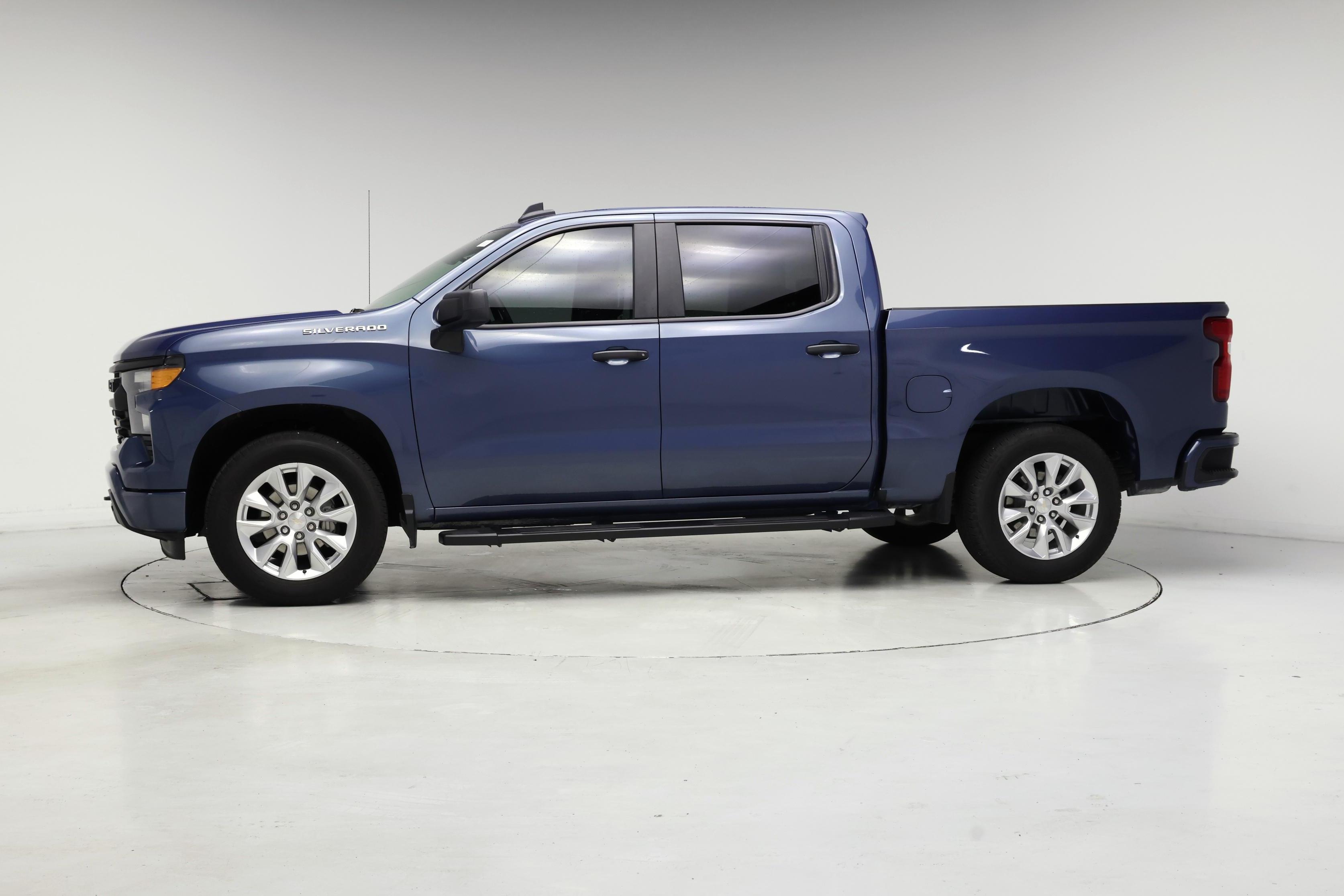 Thumbnail: 2024 Chevrolet Silverado 1500 - 3