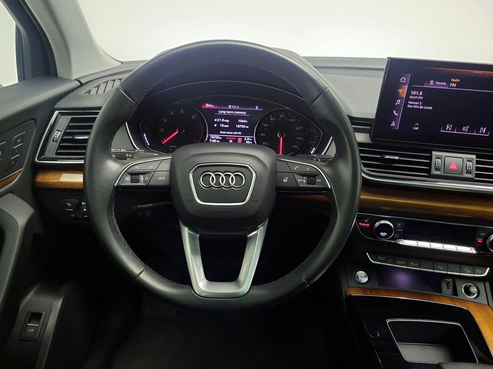 Thumbnail: 2023 Audi Q5 - 10