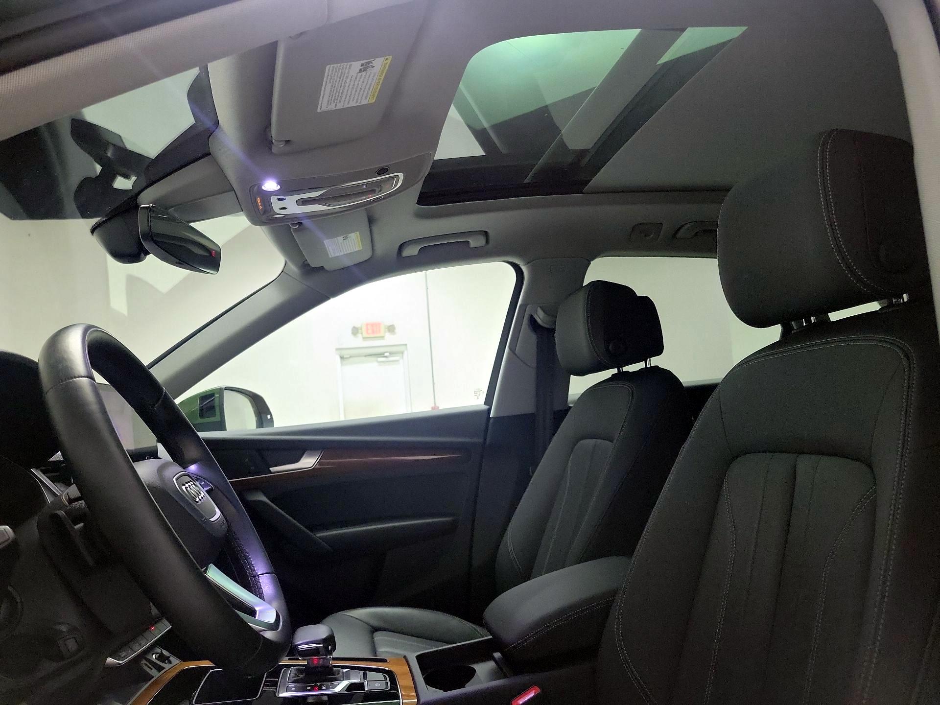 Thumbnail: 2023 Audi Q5 - 19