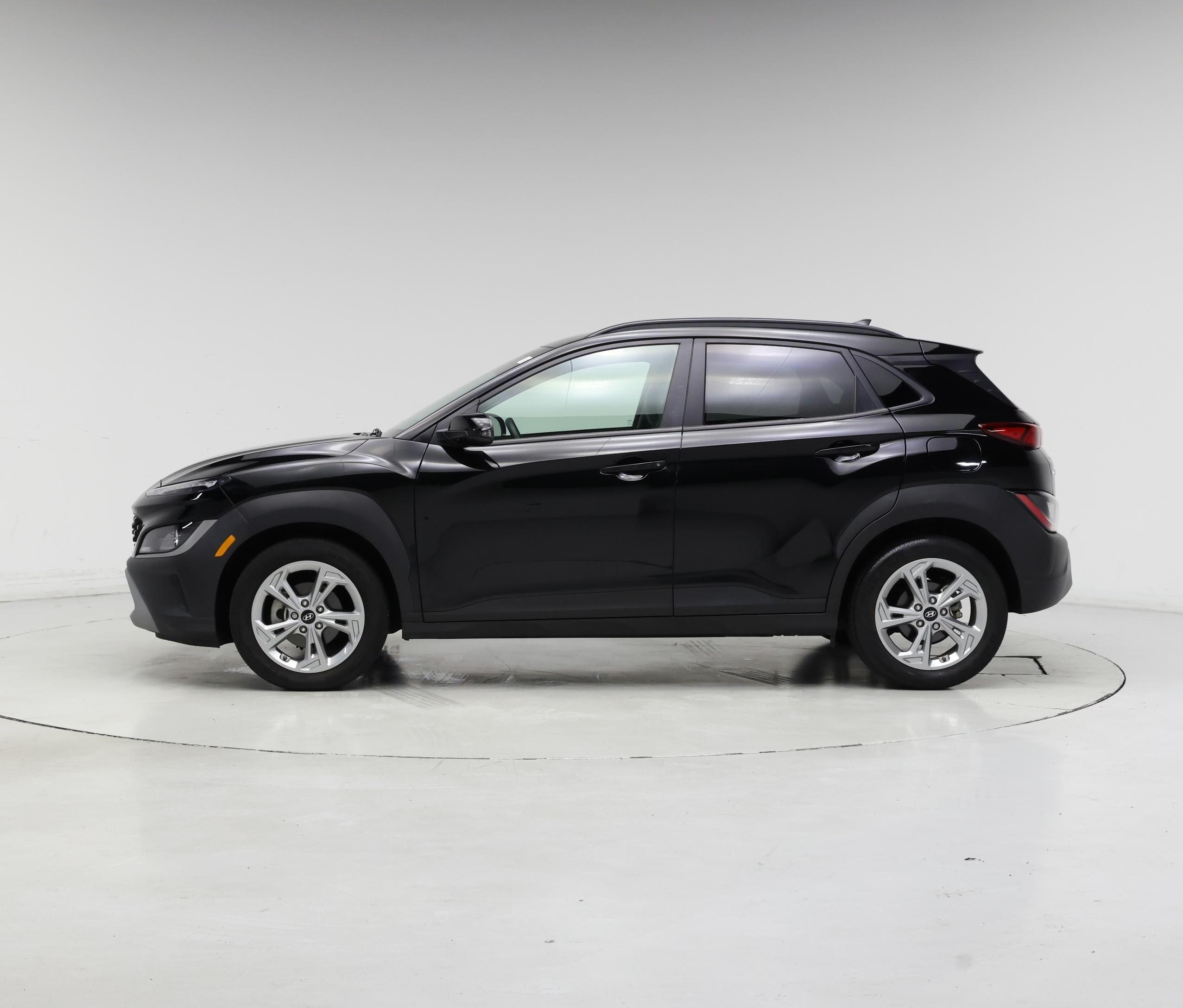 Thumbnail: 2023 Hyundai Kona - 3