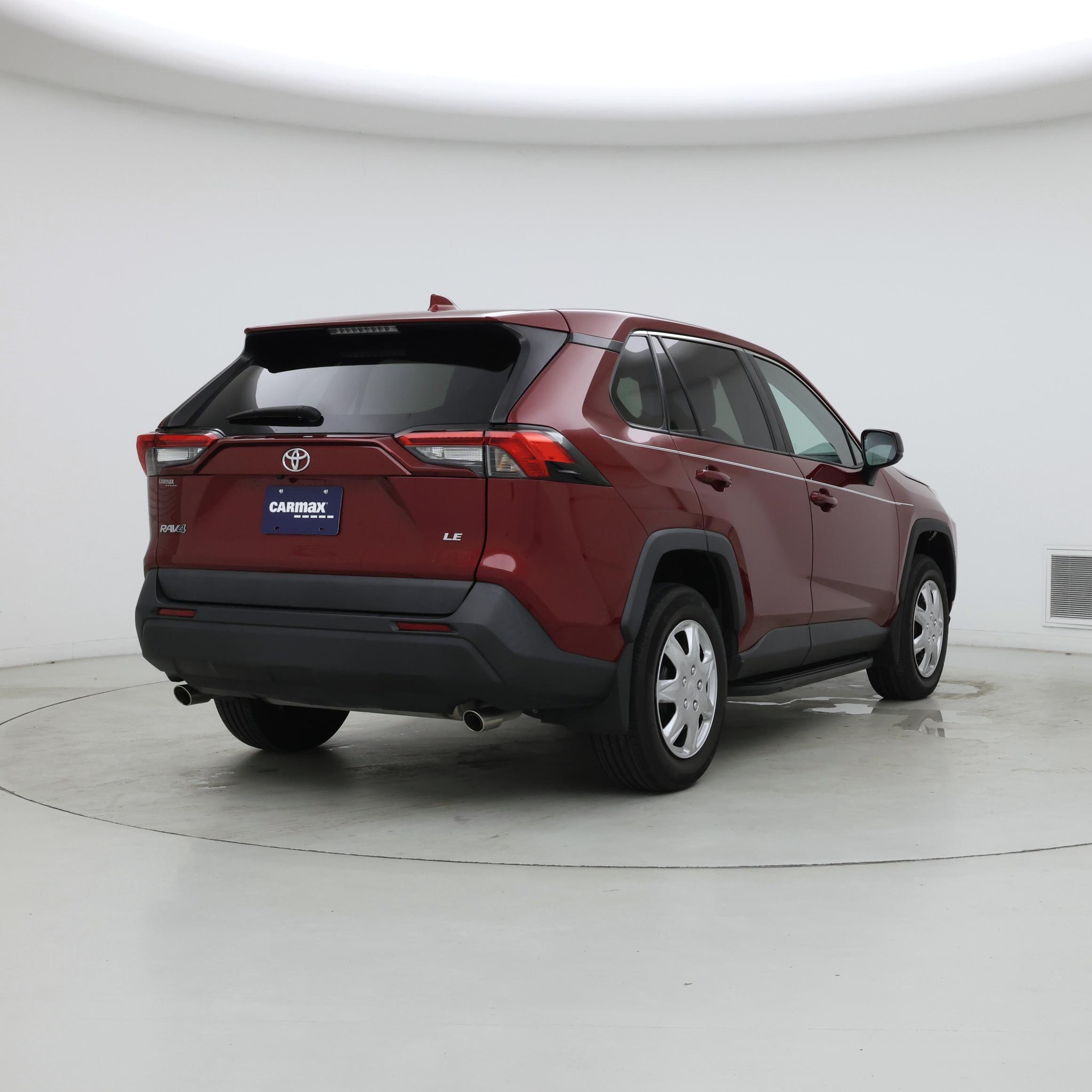 Thumbnail: 2022 Toyota RAV4 - 8