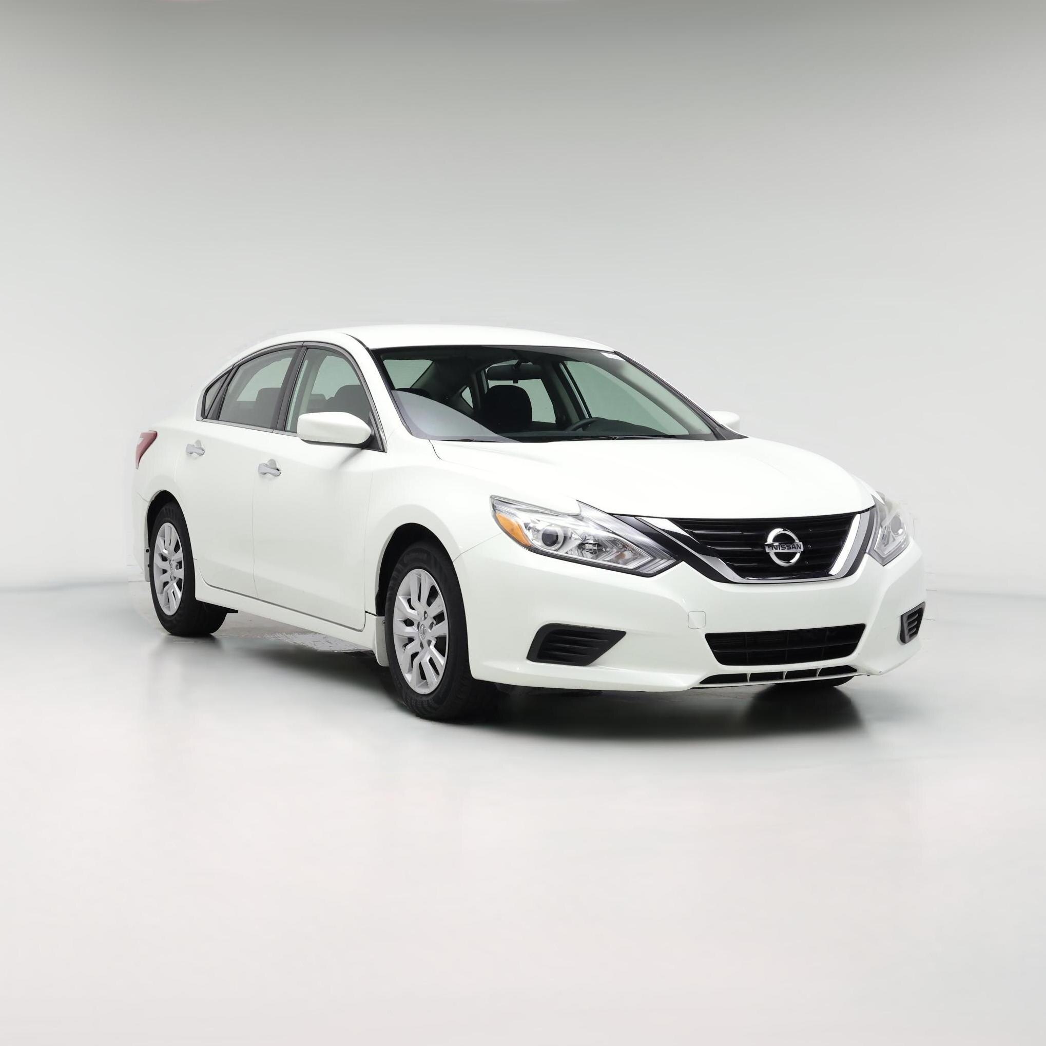 Thumbnail: 2018 Nissan Altima - 1