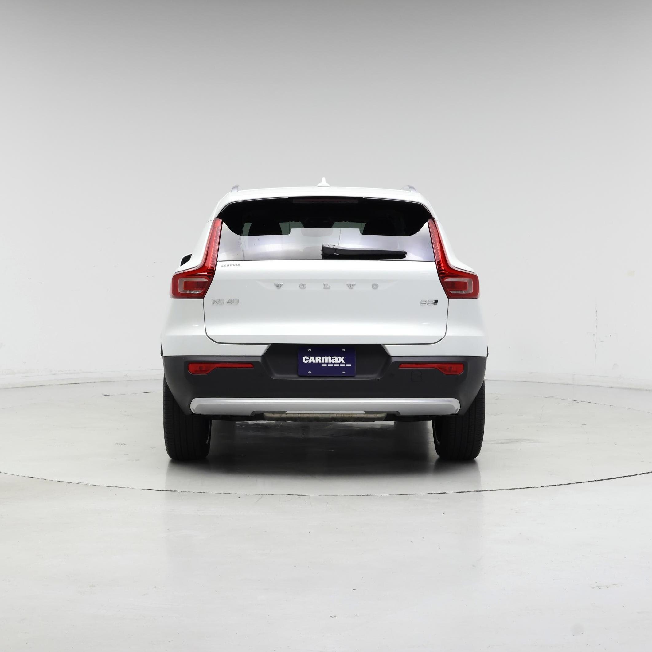 Thumbnail: 2023 Volvo XC40 - 6