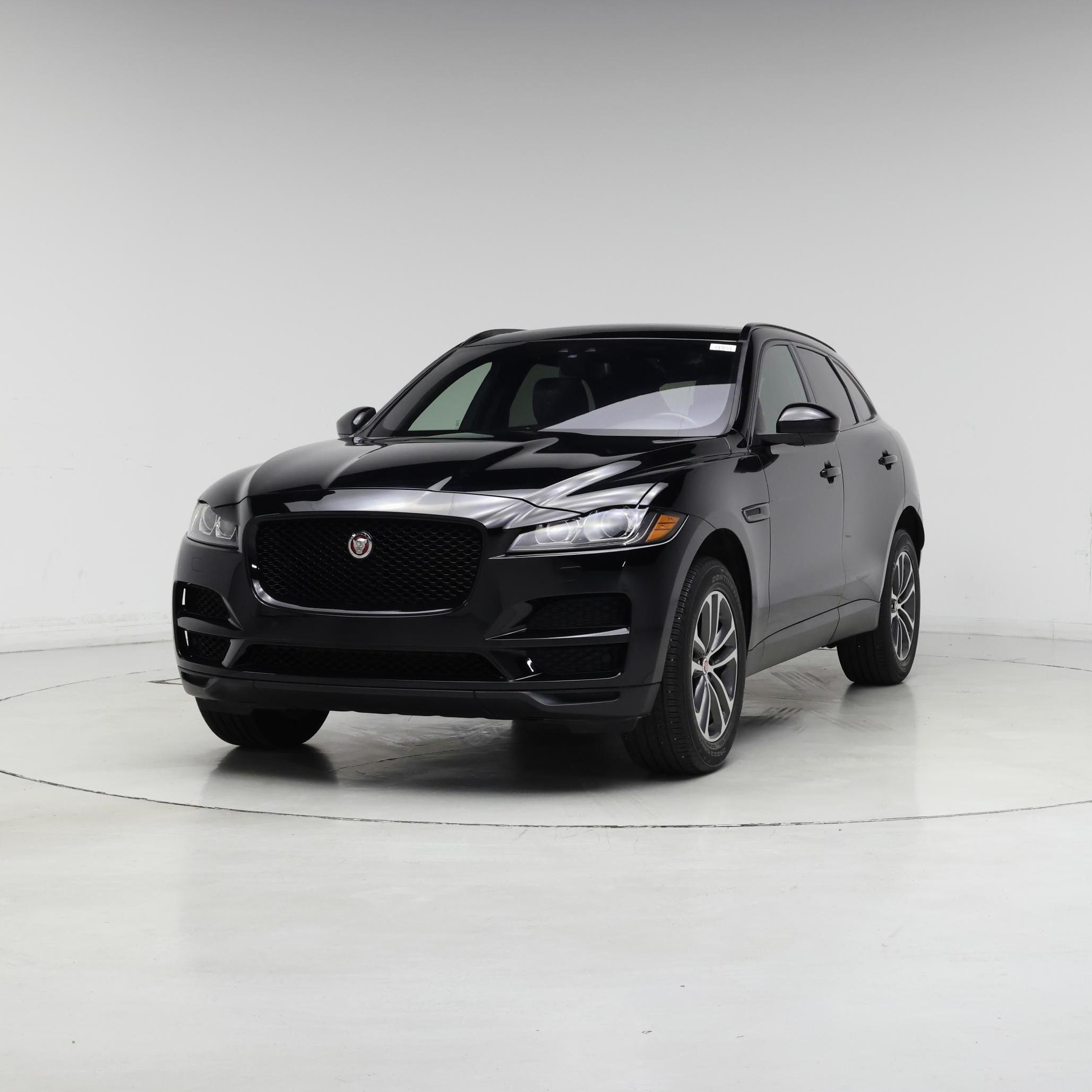 Thumbnail: 2018 Jaguar F-Pace - 4