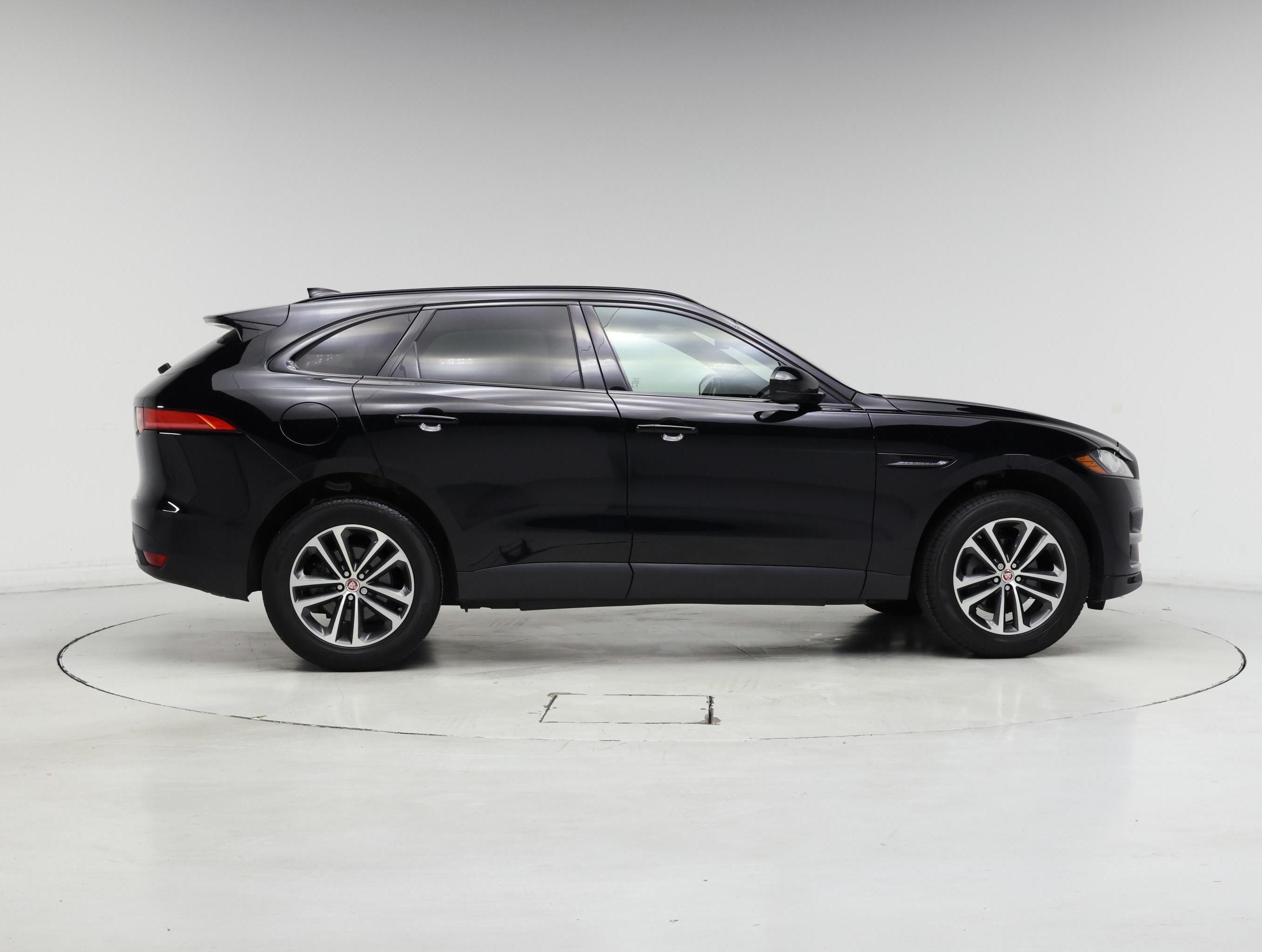 Thumbnail: 2018 Jaguar F-Pace - 7