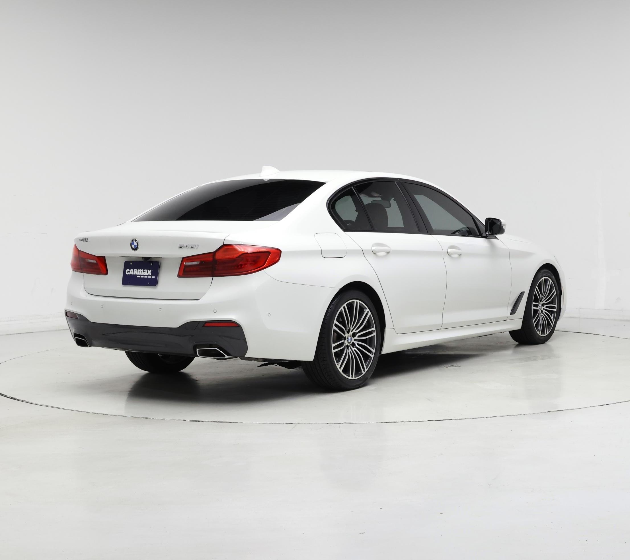 Thumbnail: 2020 BMW 5 Series - 8