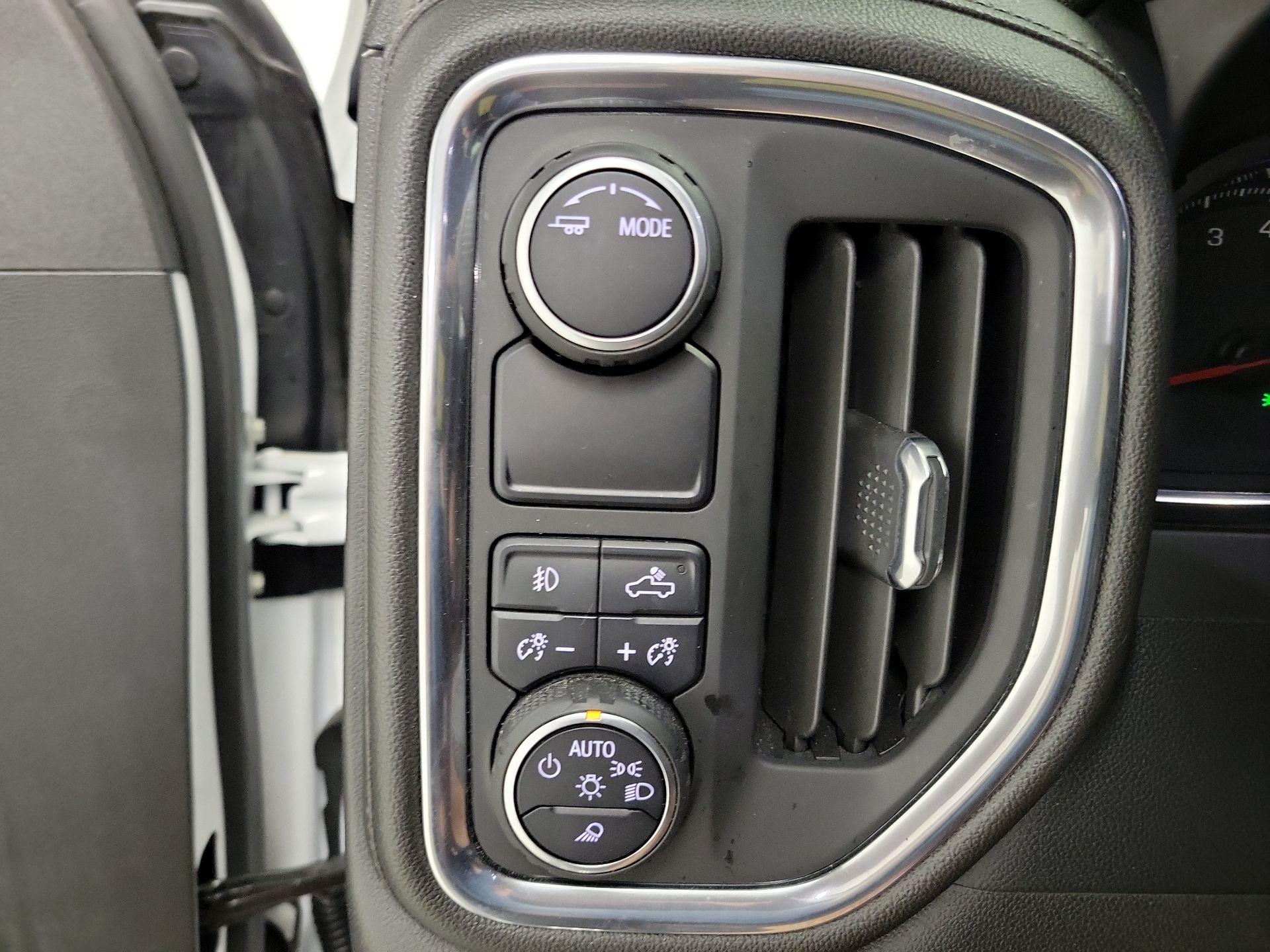 Thumbnail: 2022 Chevrolet Silverado 1500 - 13