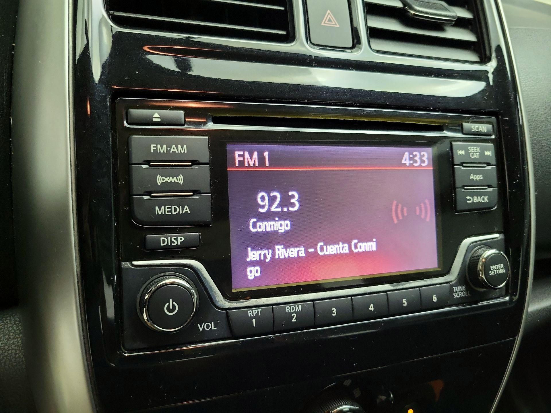 Thumbnail: 2015 Nissan Versa Note - 15