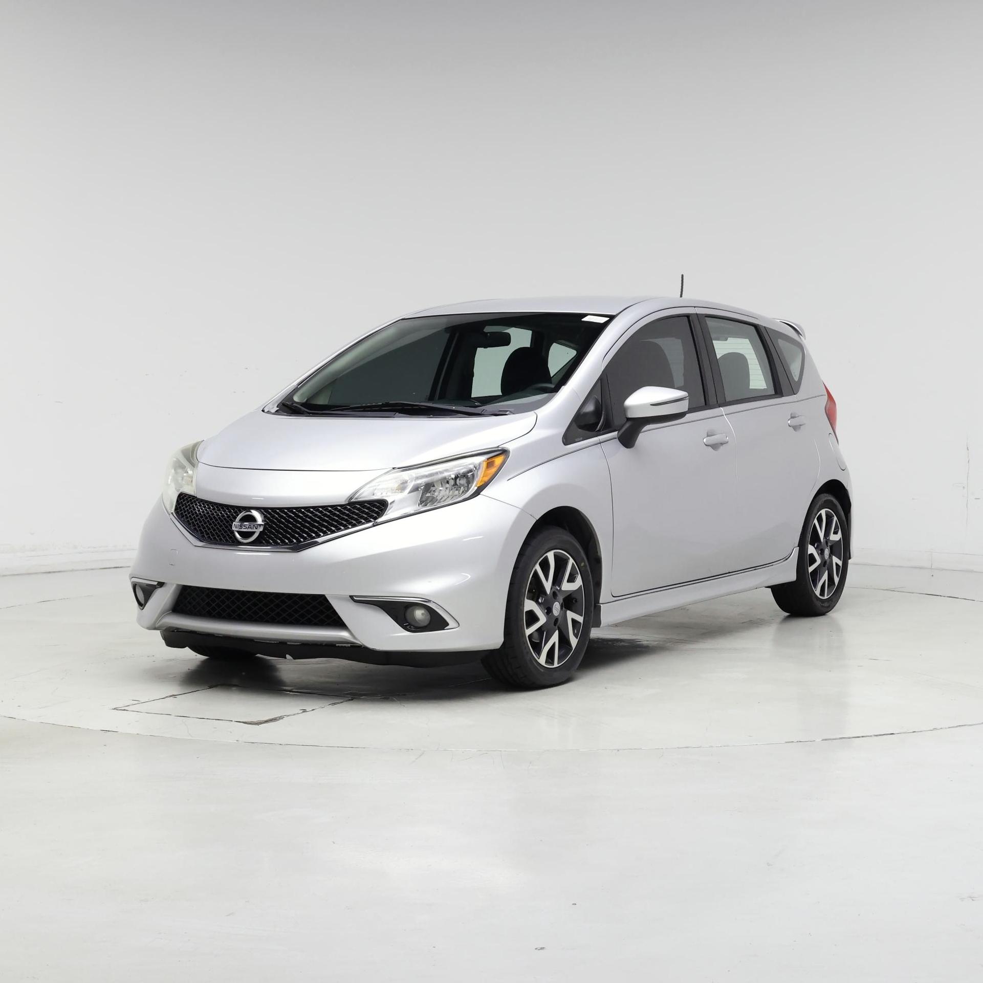 Thumbnail: 2015 Nissan Versa Note - 4