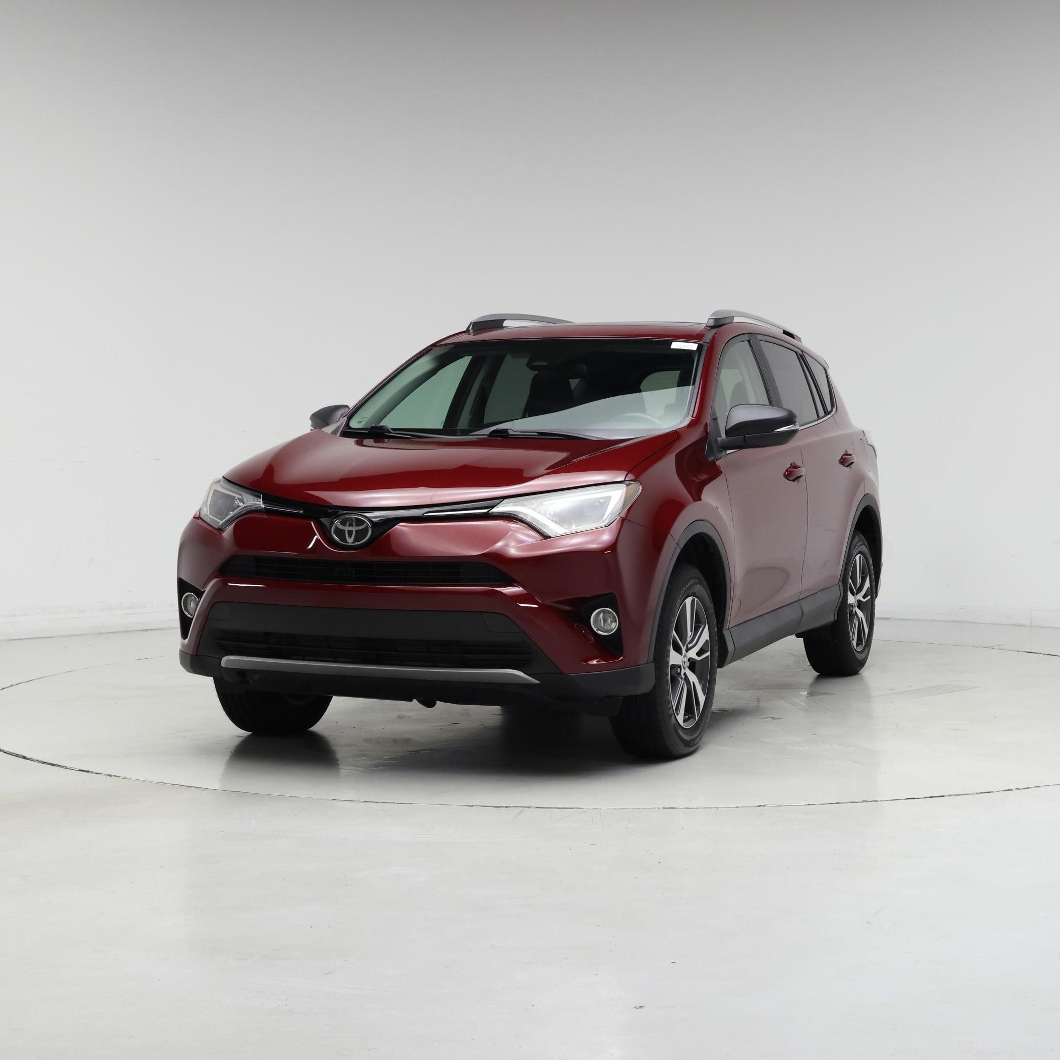 Thumbnail: 2018 Toyota RAV4 - 4
