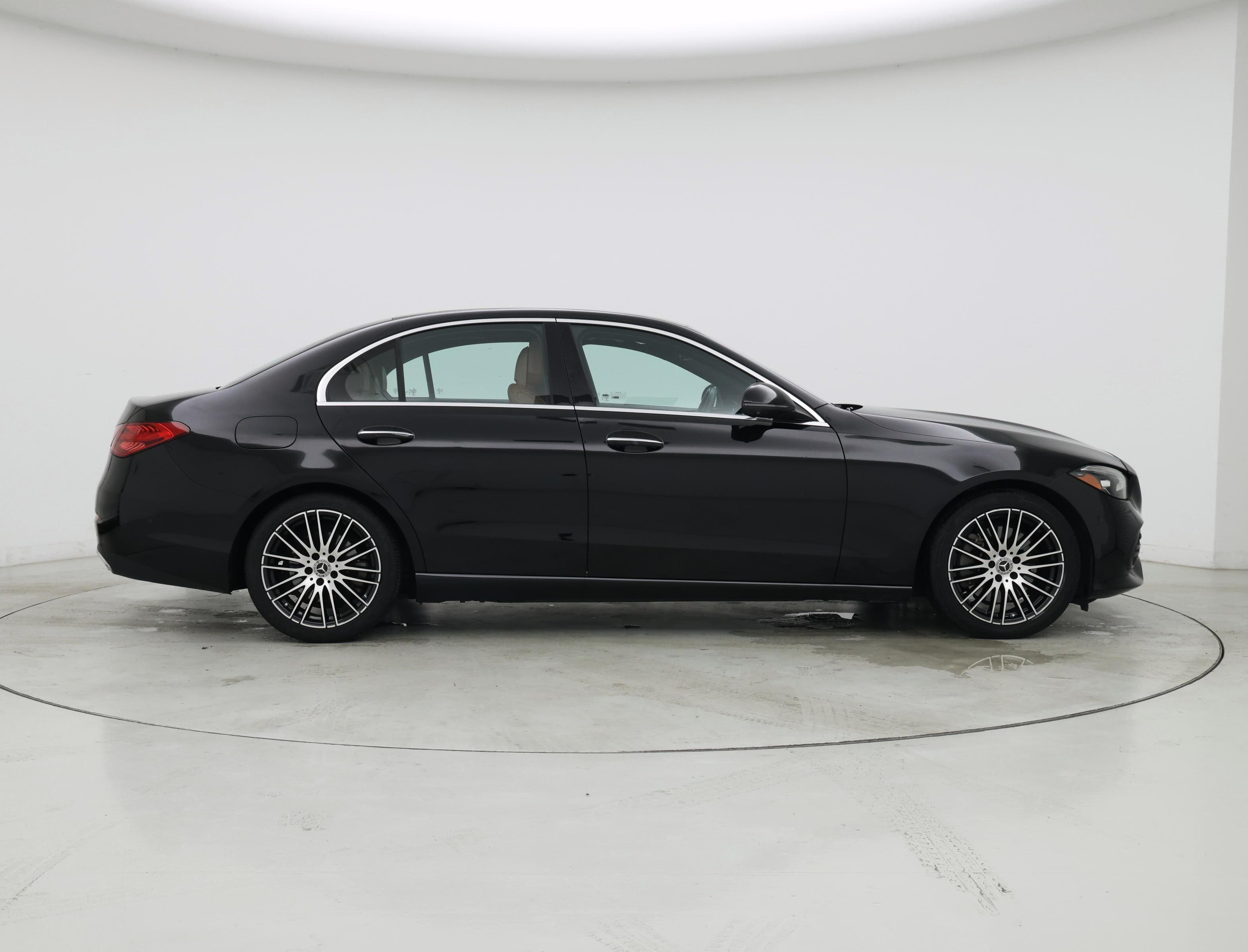 Thumbnail: 2022 Mercedes-Benz C-Class - 7