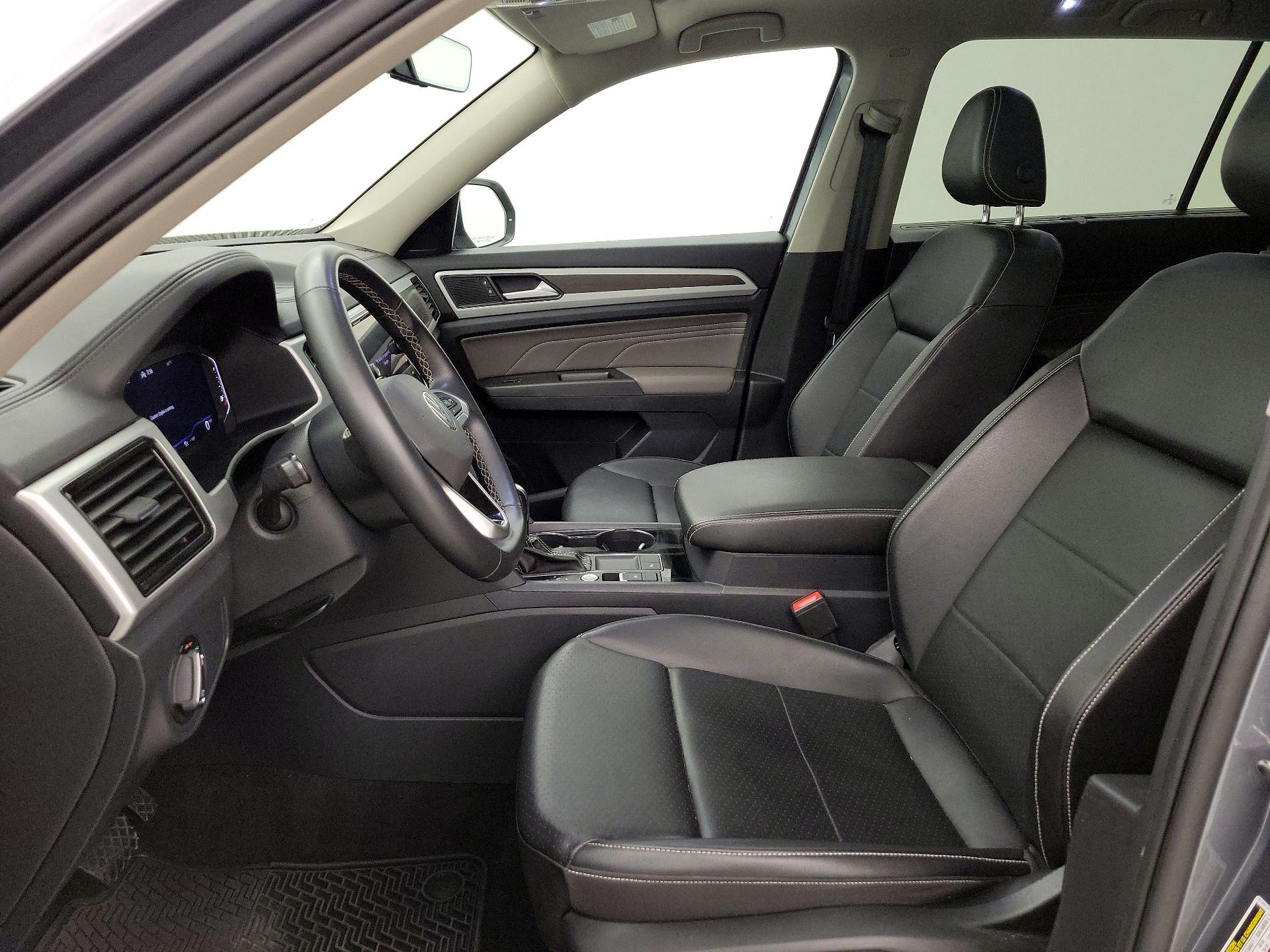 Thumbnail: 2022 Volkswagen Atlas - 11