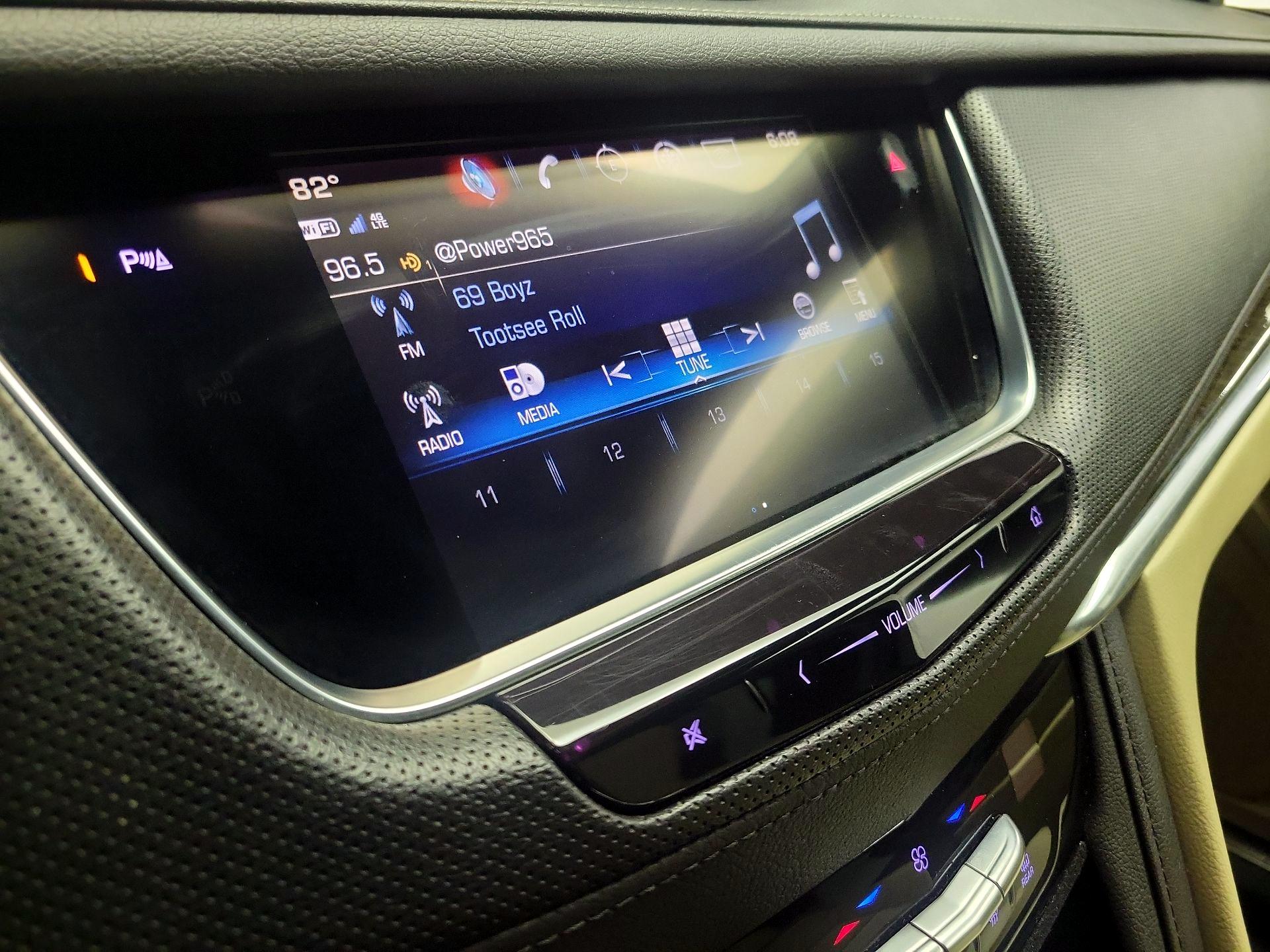 Thumbnail: 2019 Cadillac XT5 - 15