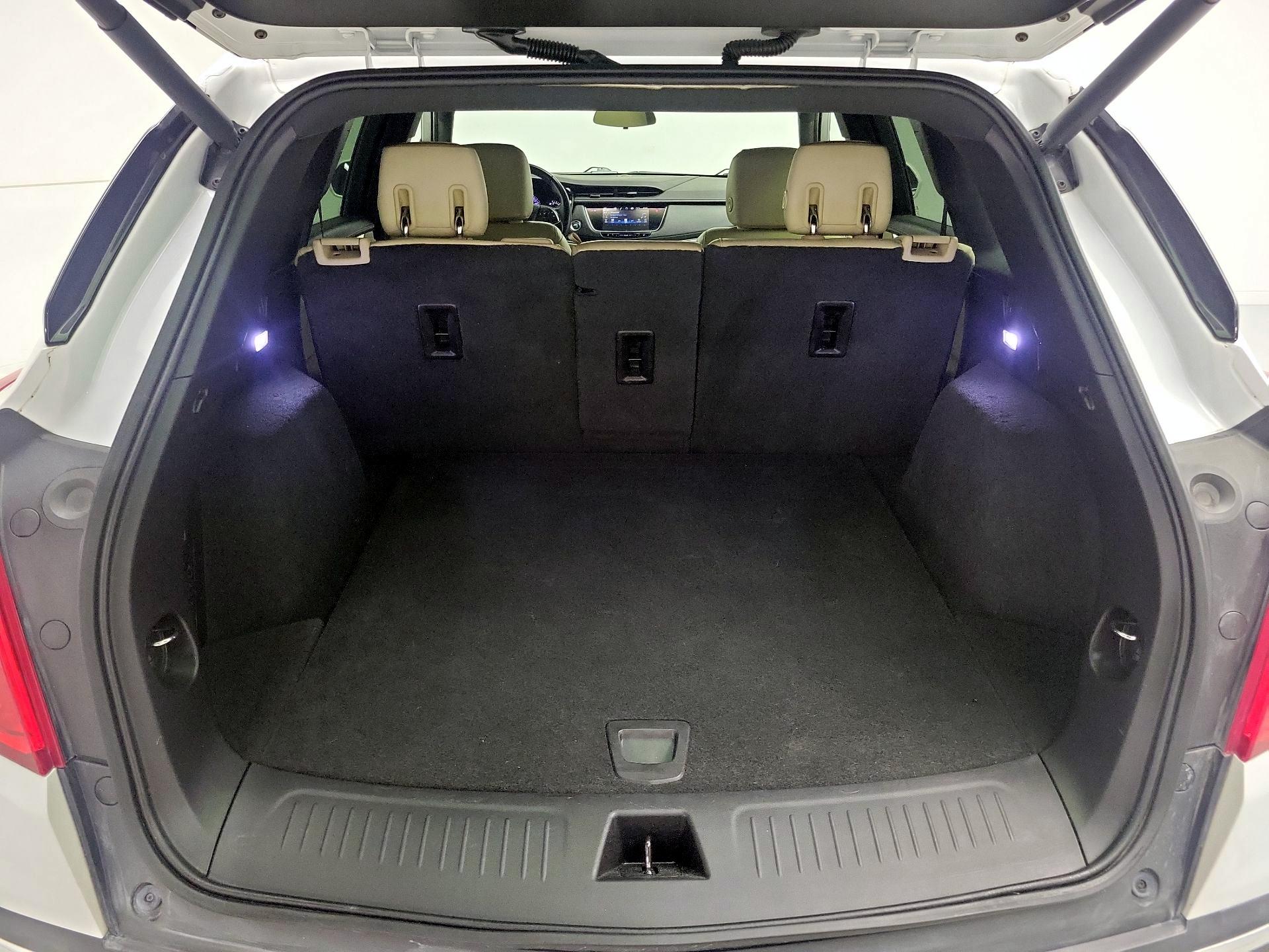 Thumbnail: 2019 Cadillac XT5 - 20