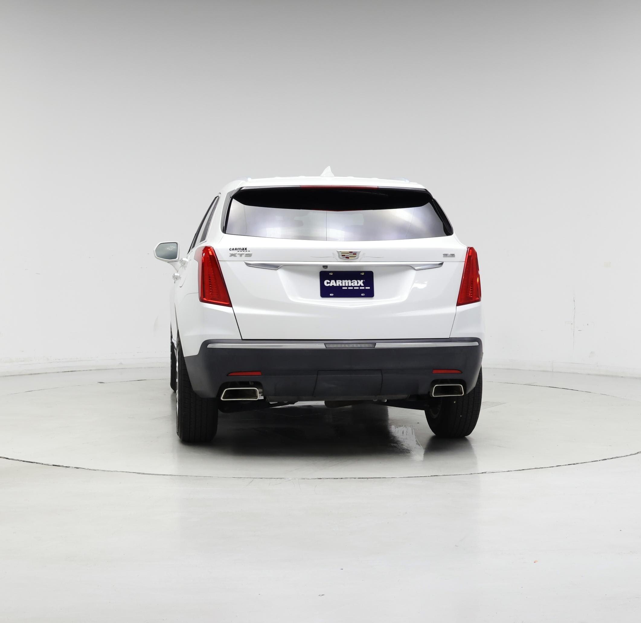 Thumbnail: 2019 Cadillac XT5 - 6
