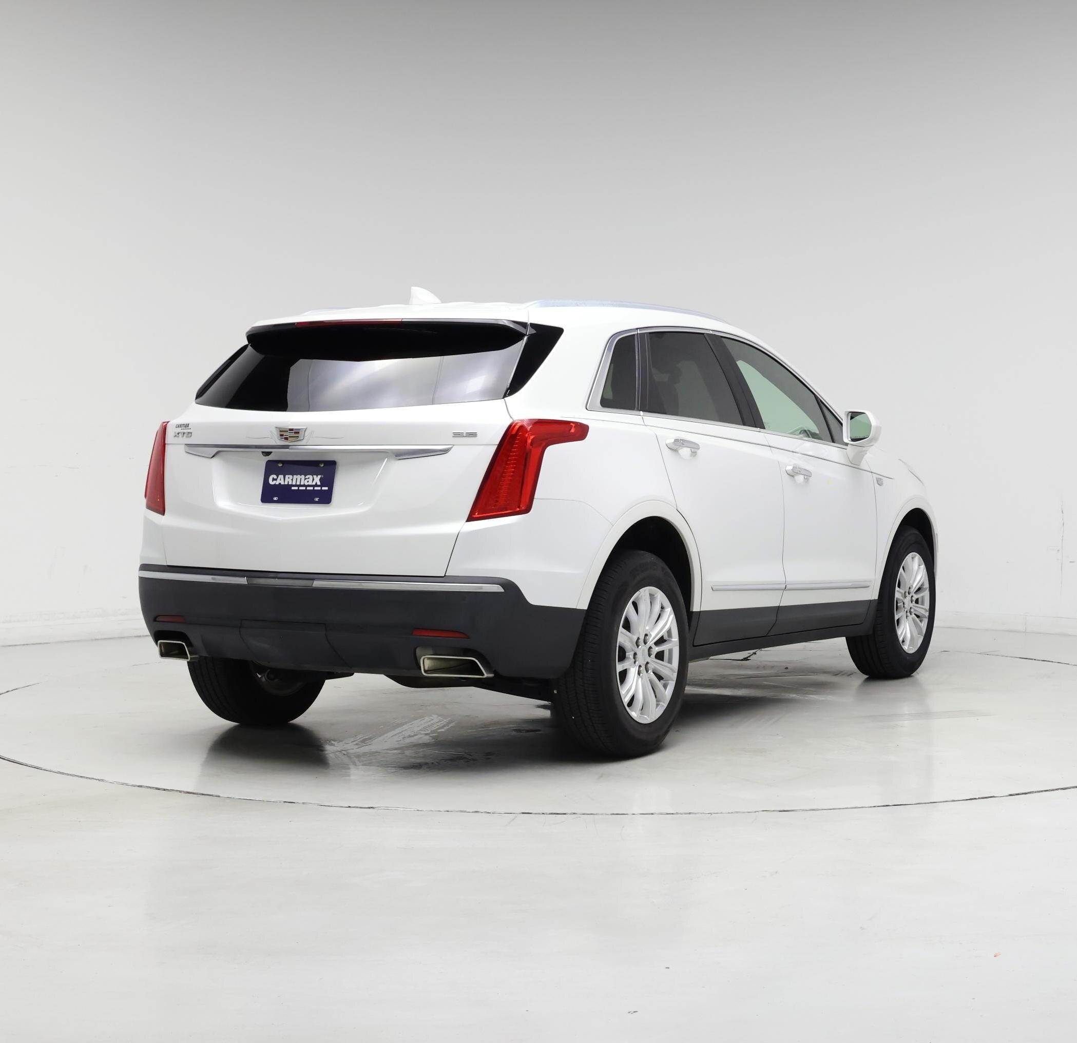 Thumbnail: 2019 Cadillac XT5 - 8