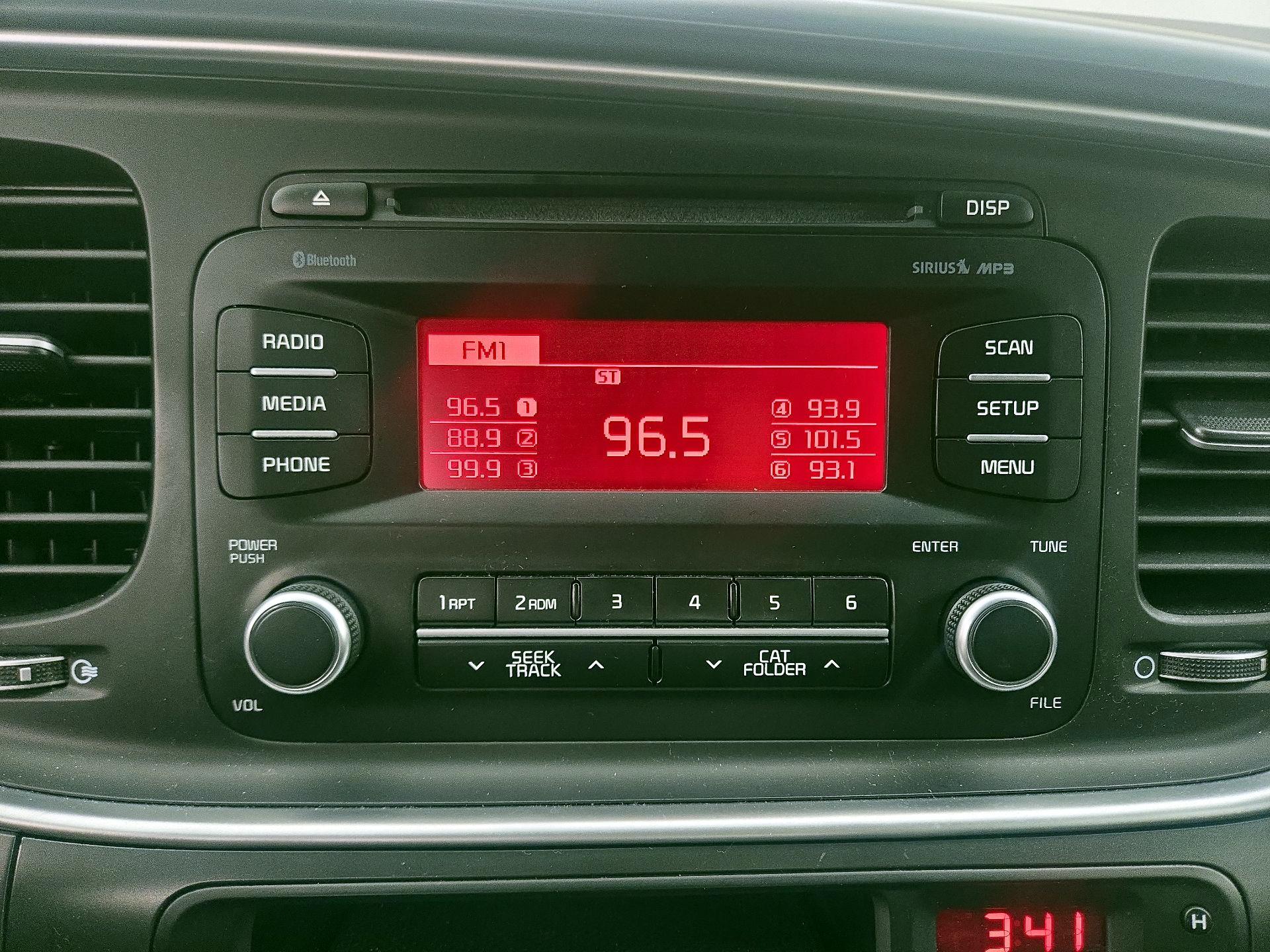 Thumbnail: 2015 Kia Optima - 14