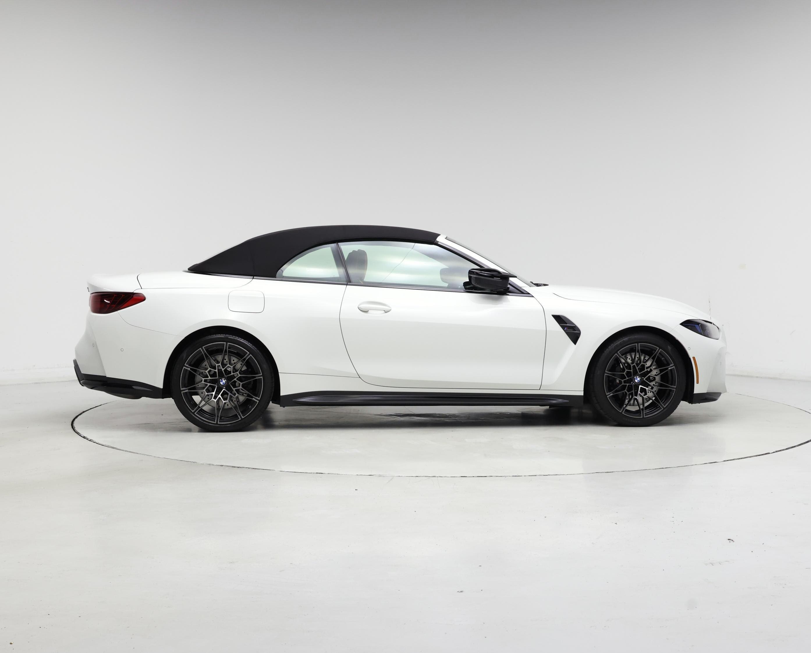 Thumbnail: 2025 BMW M4 - 7