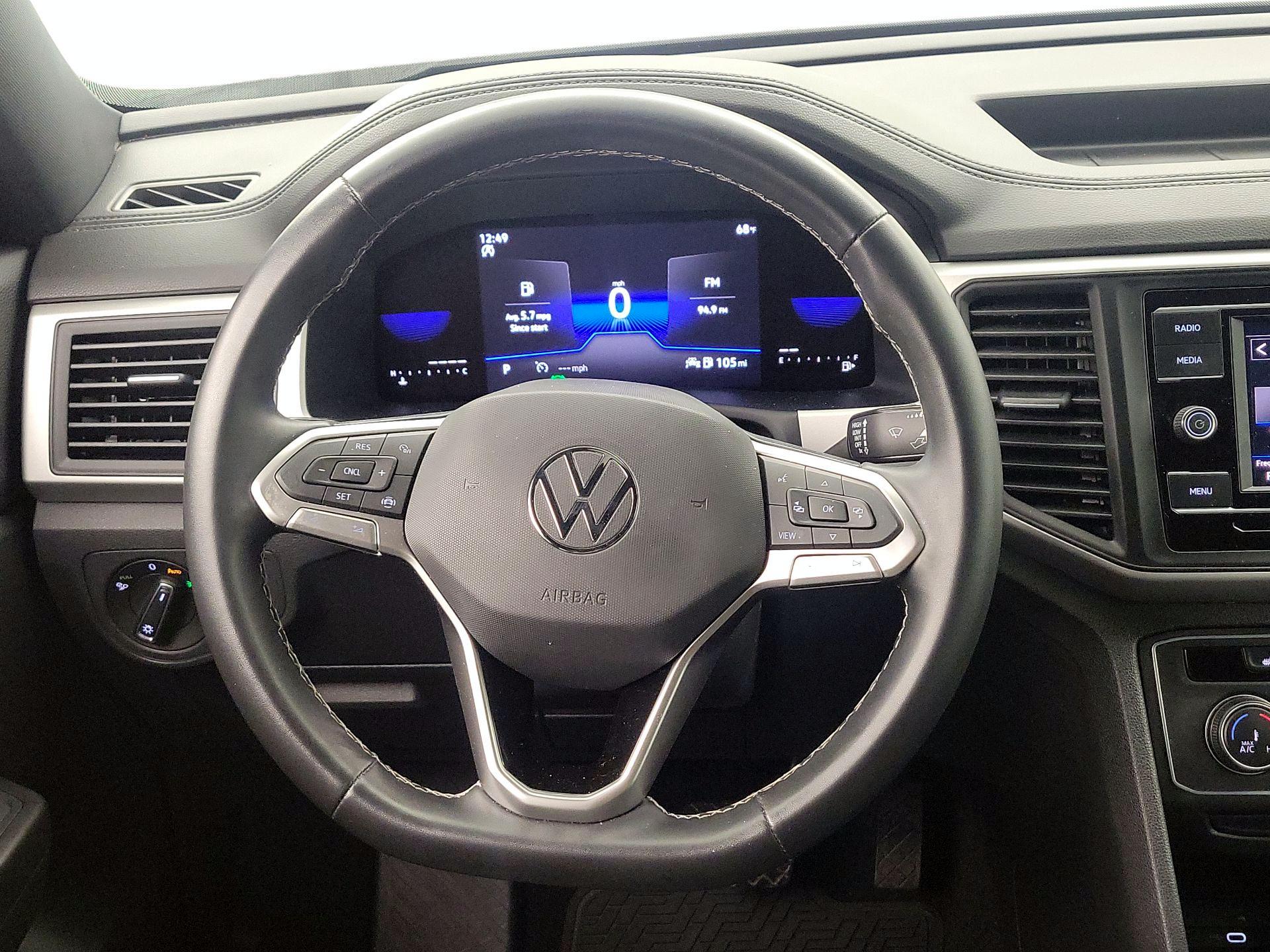 Thumbnail: 2022 Volkswagen Atlas - 10