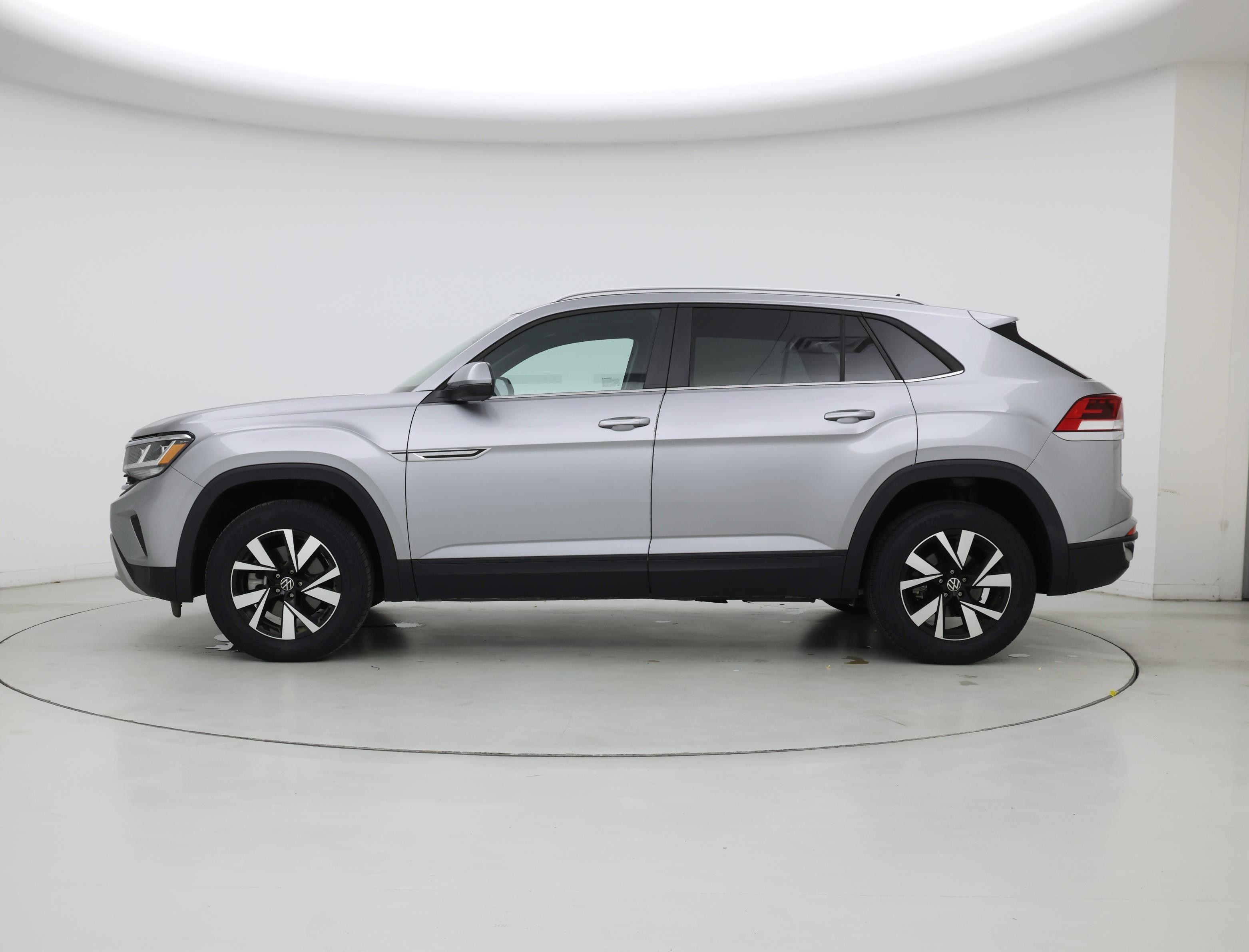 Thumbnail: 2022 Volkswagen Atlas - 3