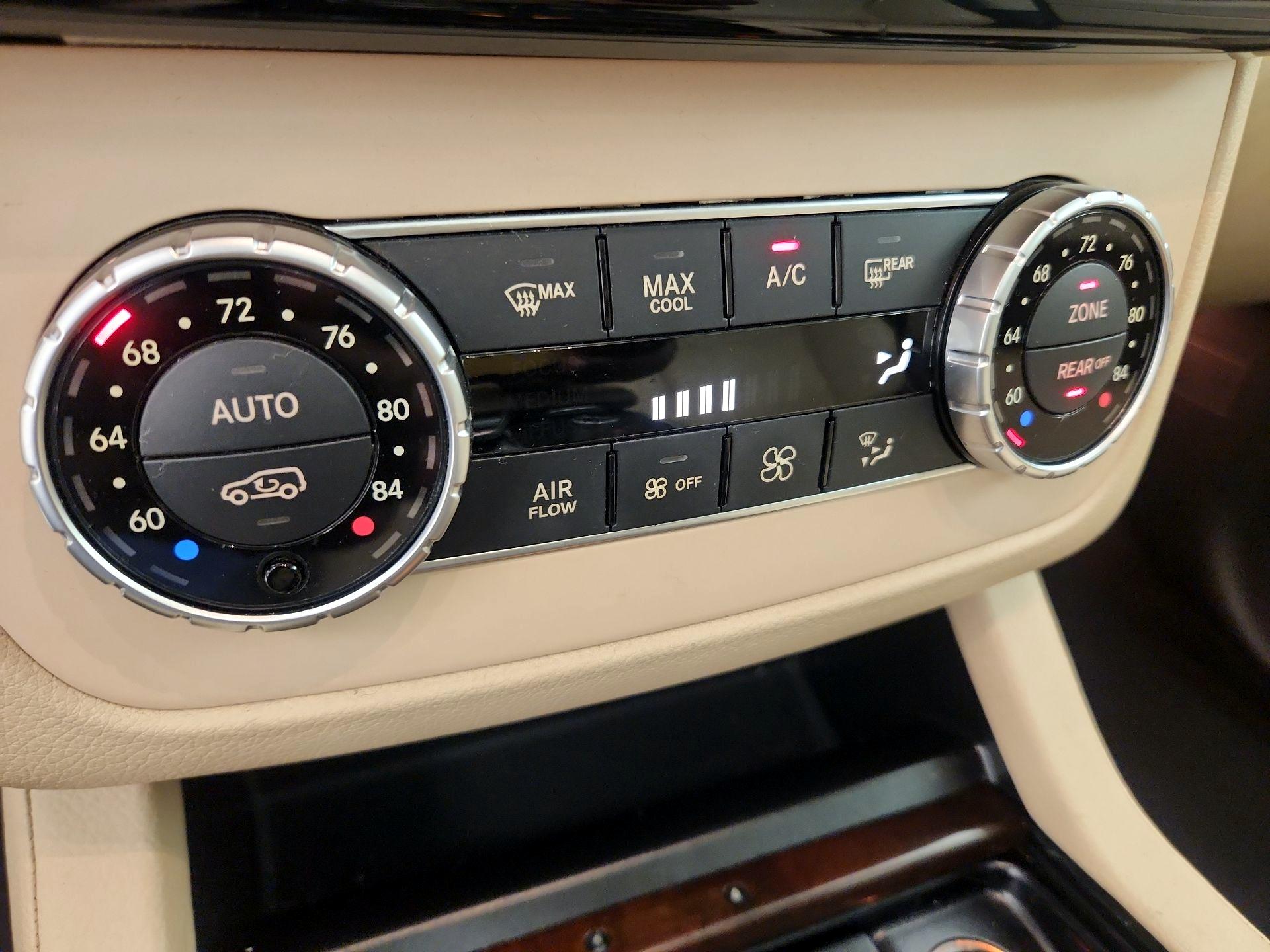 Thumbnail: 2019 Mercedes-Benz GLS - 17