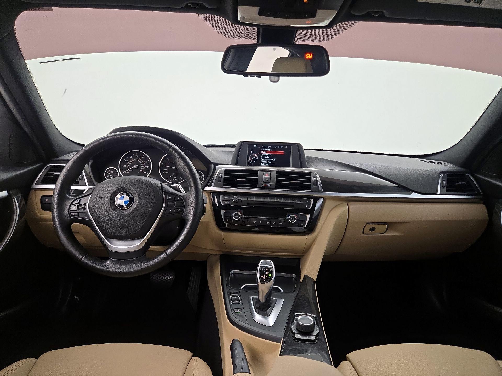 Thumbnail: 2017 BMW 3 Series - 9