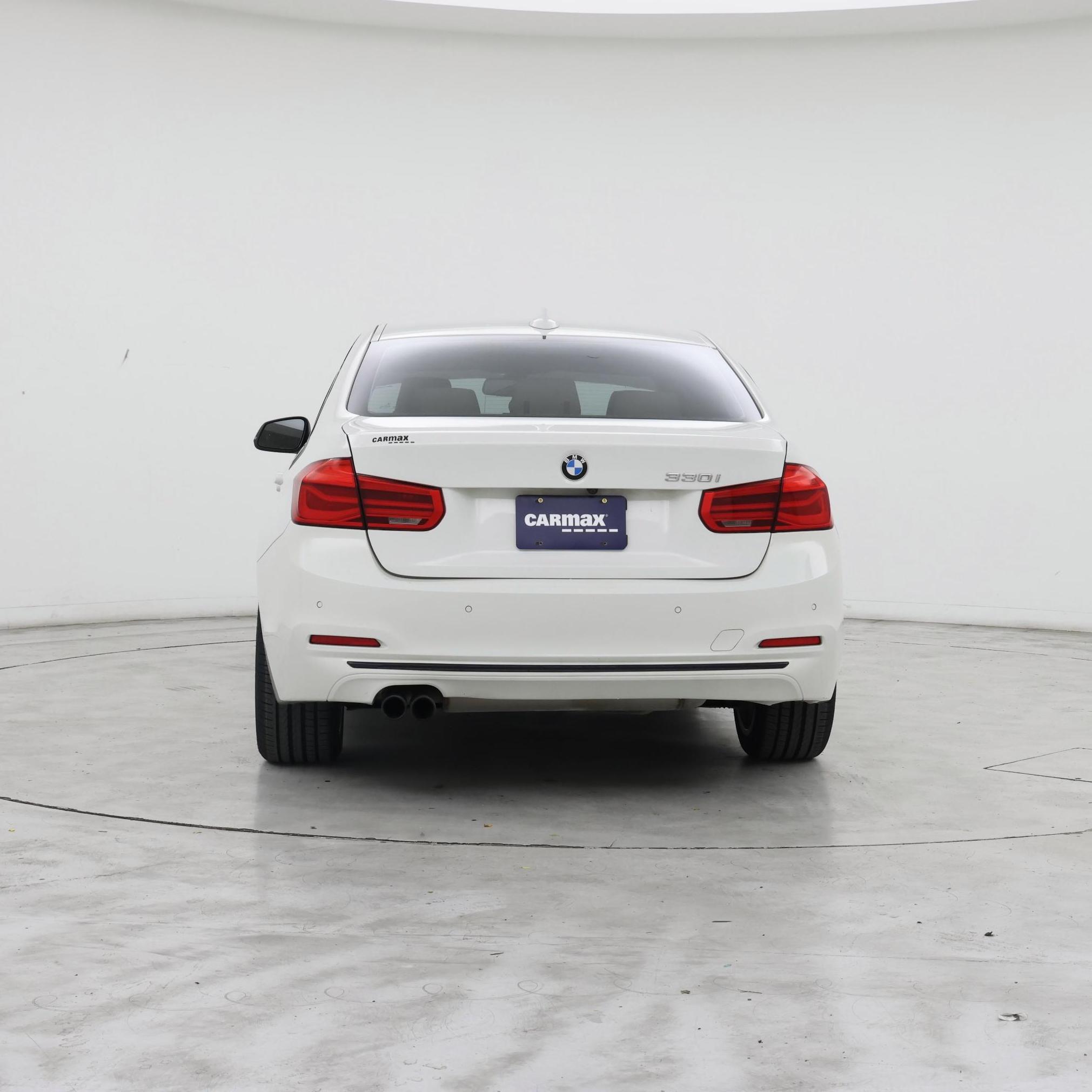 Thumbnail: 2017 BMW 3 Series - 6
