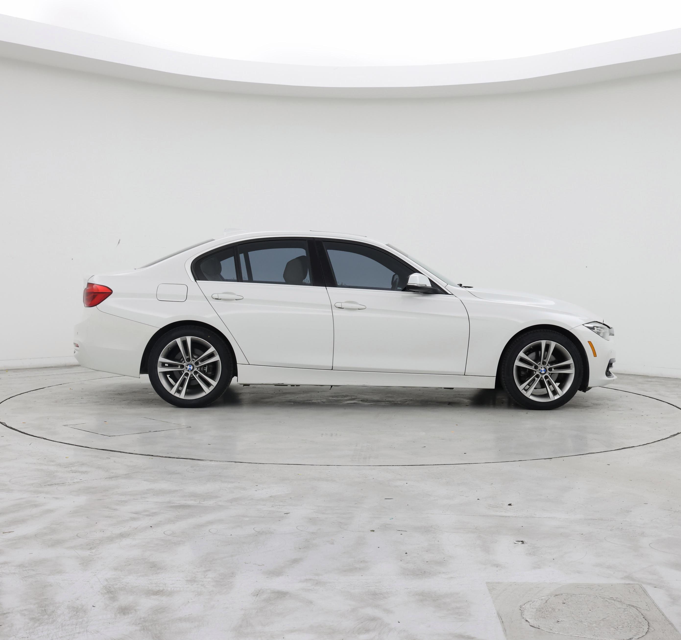 Thumbnail: 2017 BMW 3 Series - 7
