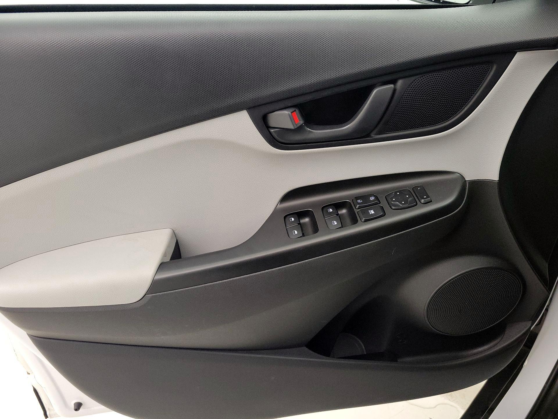 Thumbnail: 2023 Hyundai Kona - 12