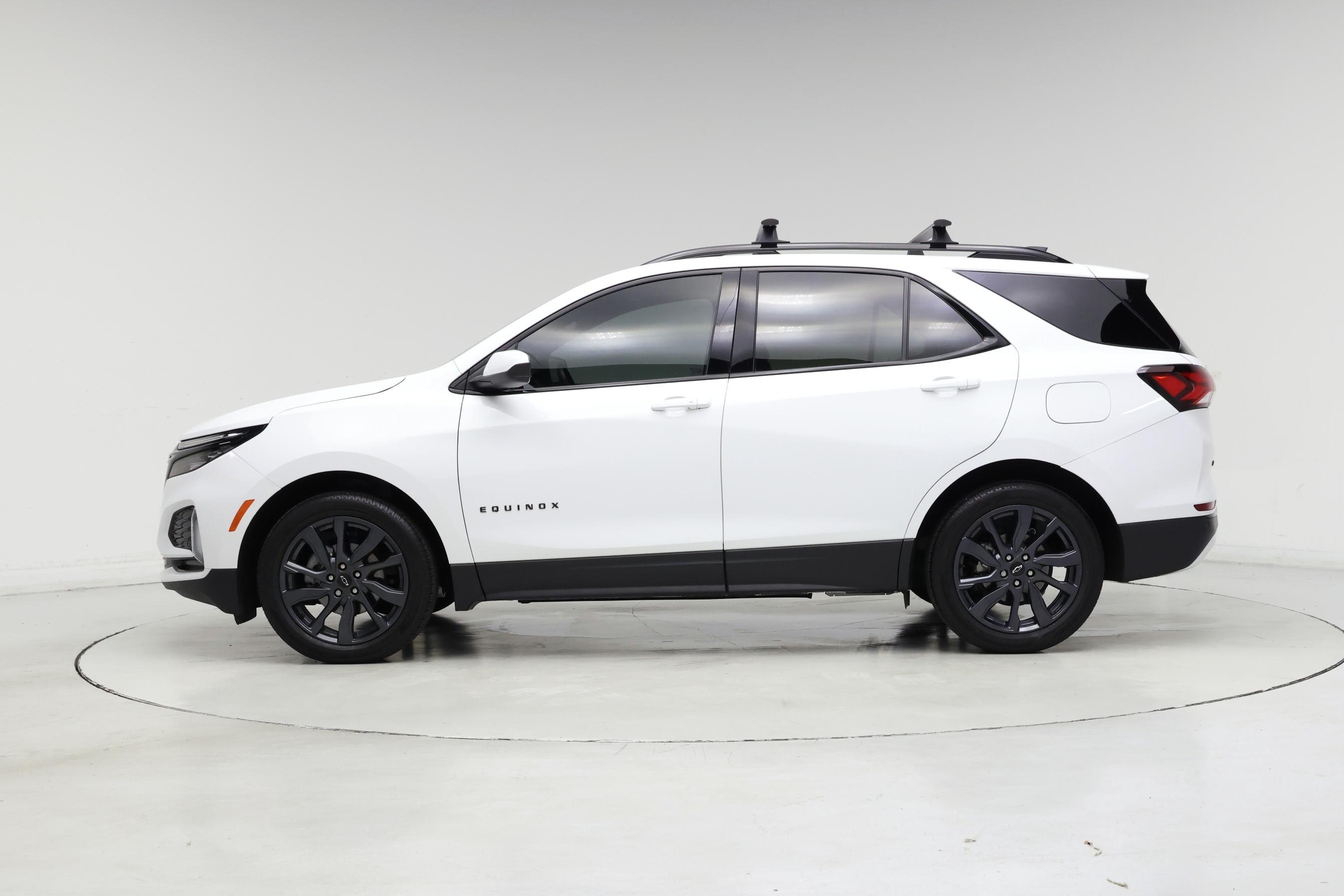 Thumbnail: 2024 Chevrolet Equinox - 3