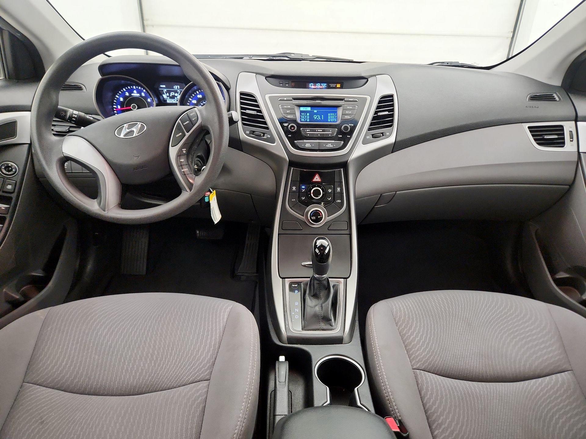Thumbnail: 2015 Hyundai Elantra - 9