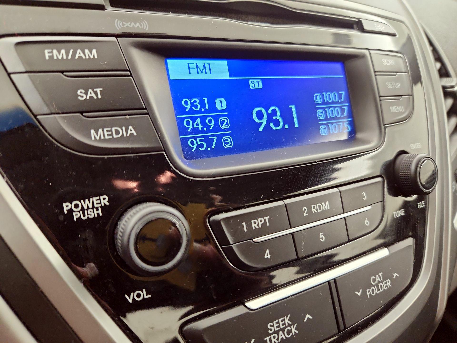 Thumbnail: 2015 Hyundai Elantra - 14