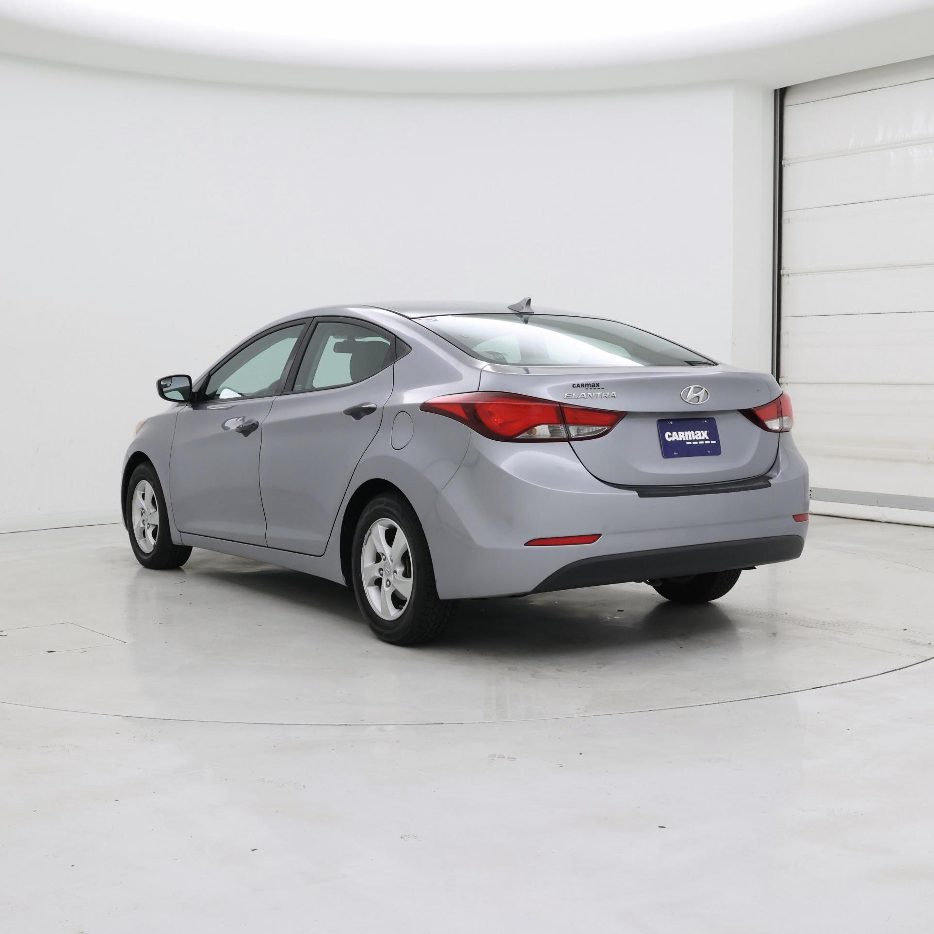 Thumbnail: 2015 Hyundai Elantra - 2