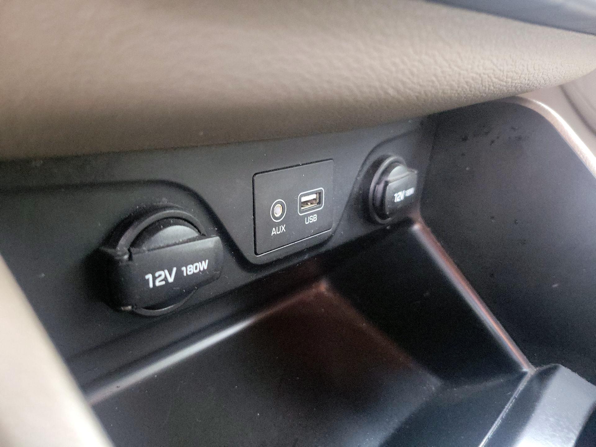 Thumbnail: 2020 Hyundai Tucson - 18