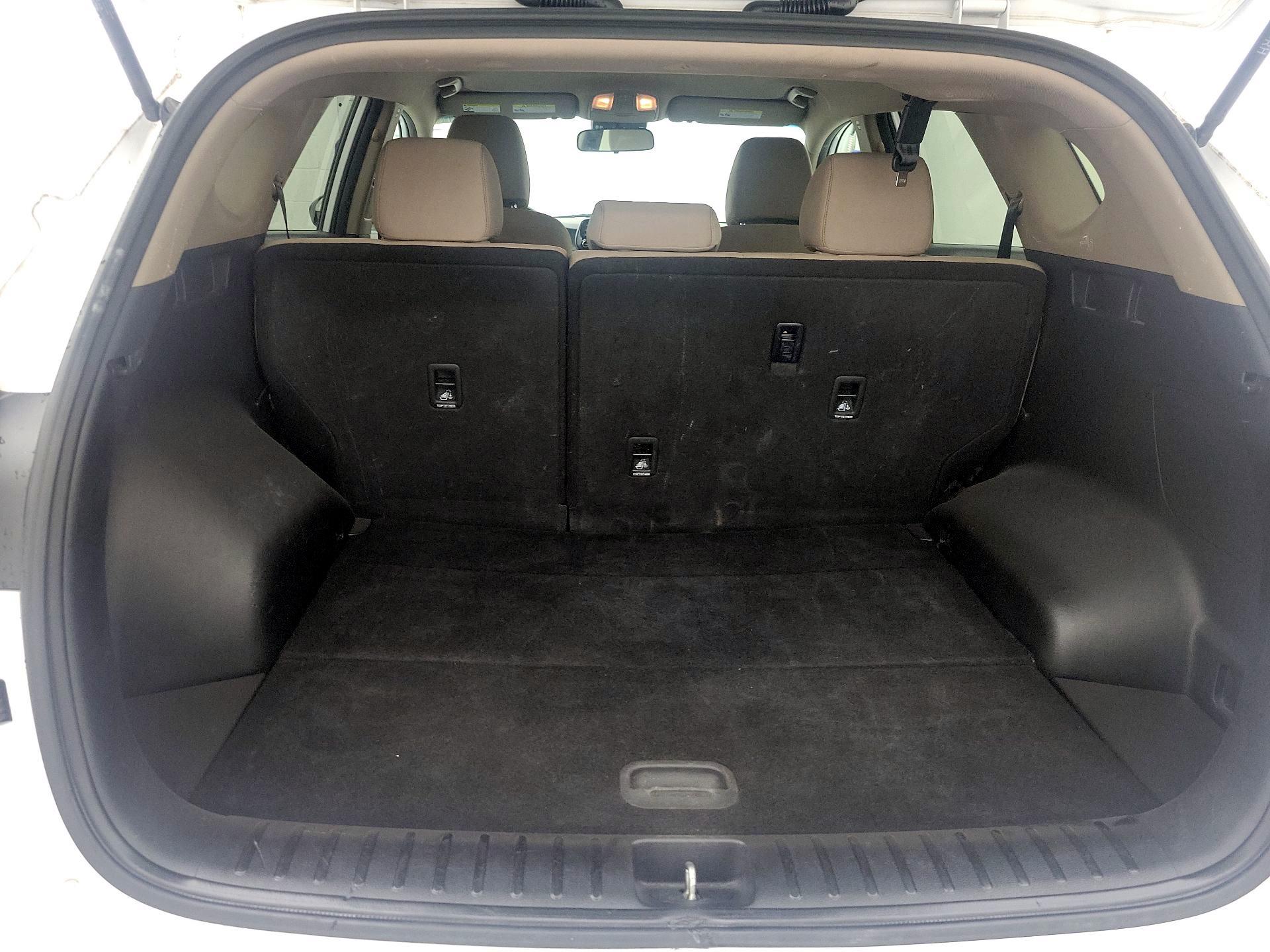 Thumbnail: 2020 Hyundai Tucson - 20