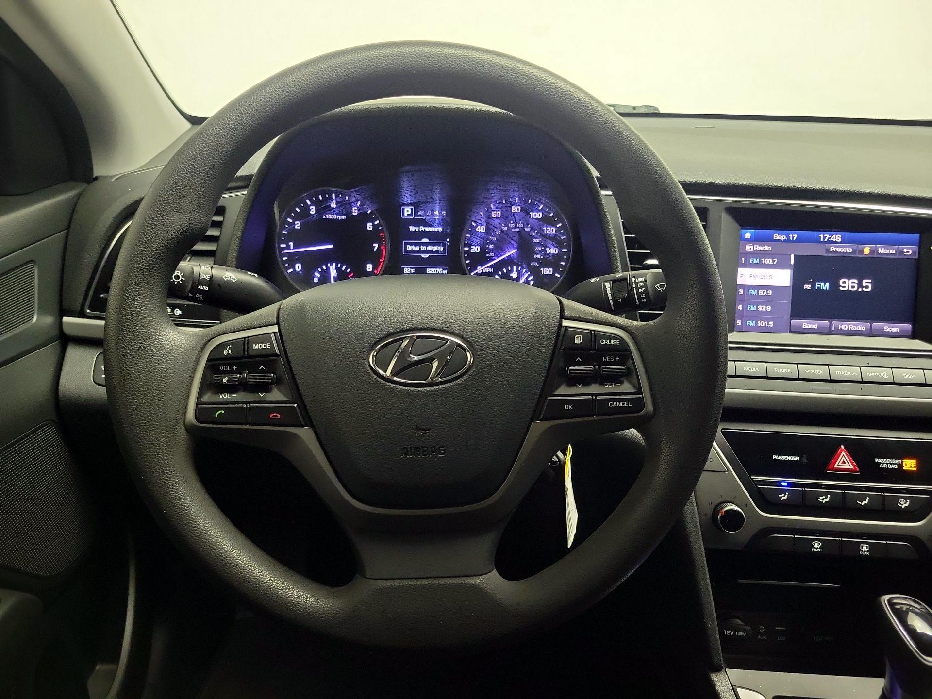 Thumbnail: 2018 Hyundai Elantra - 10