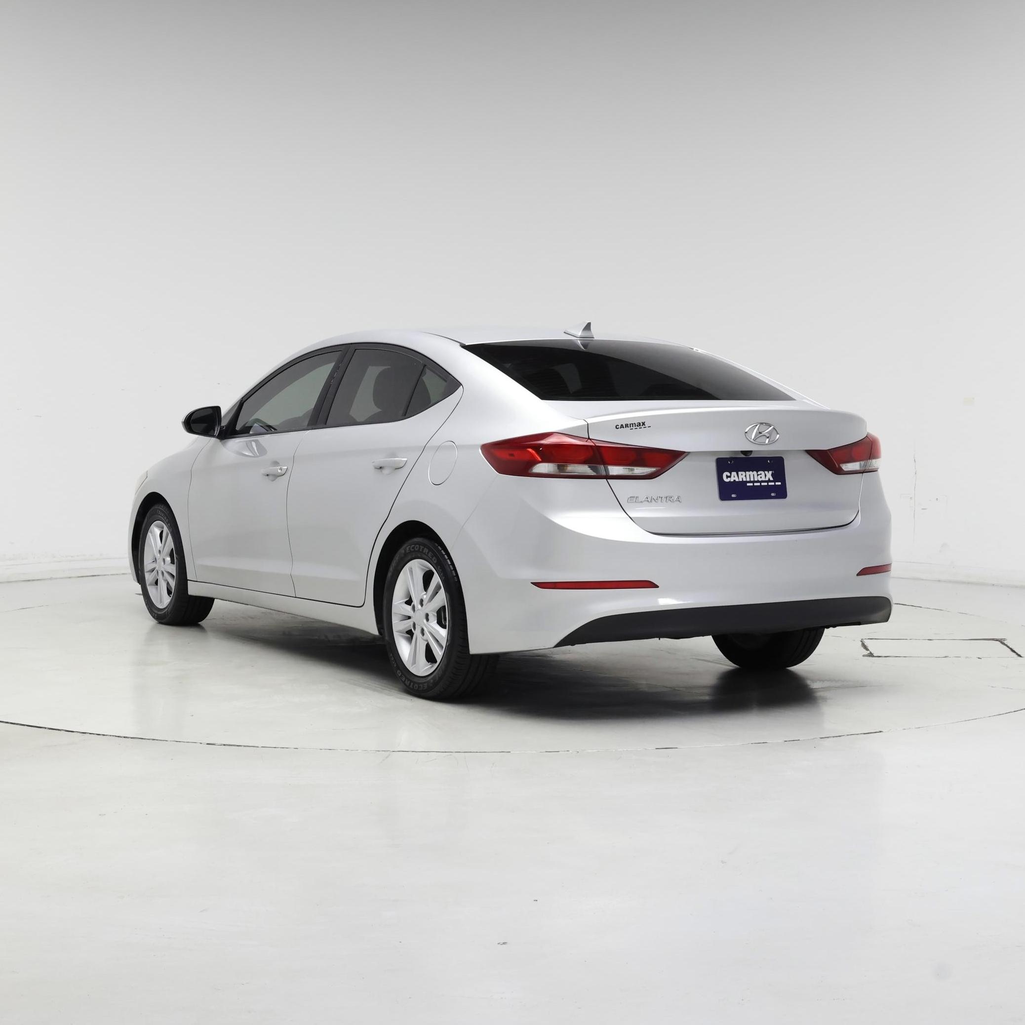 Thumbnail: 2018 Hyundai Elantra - 2