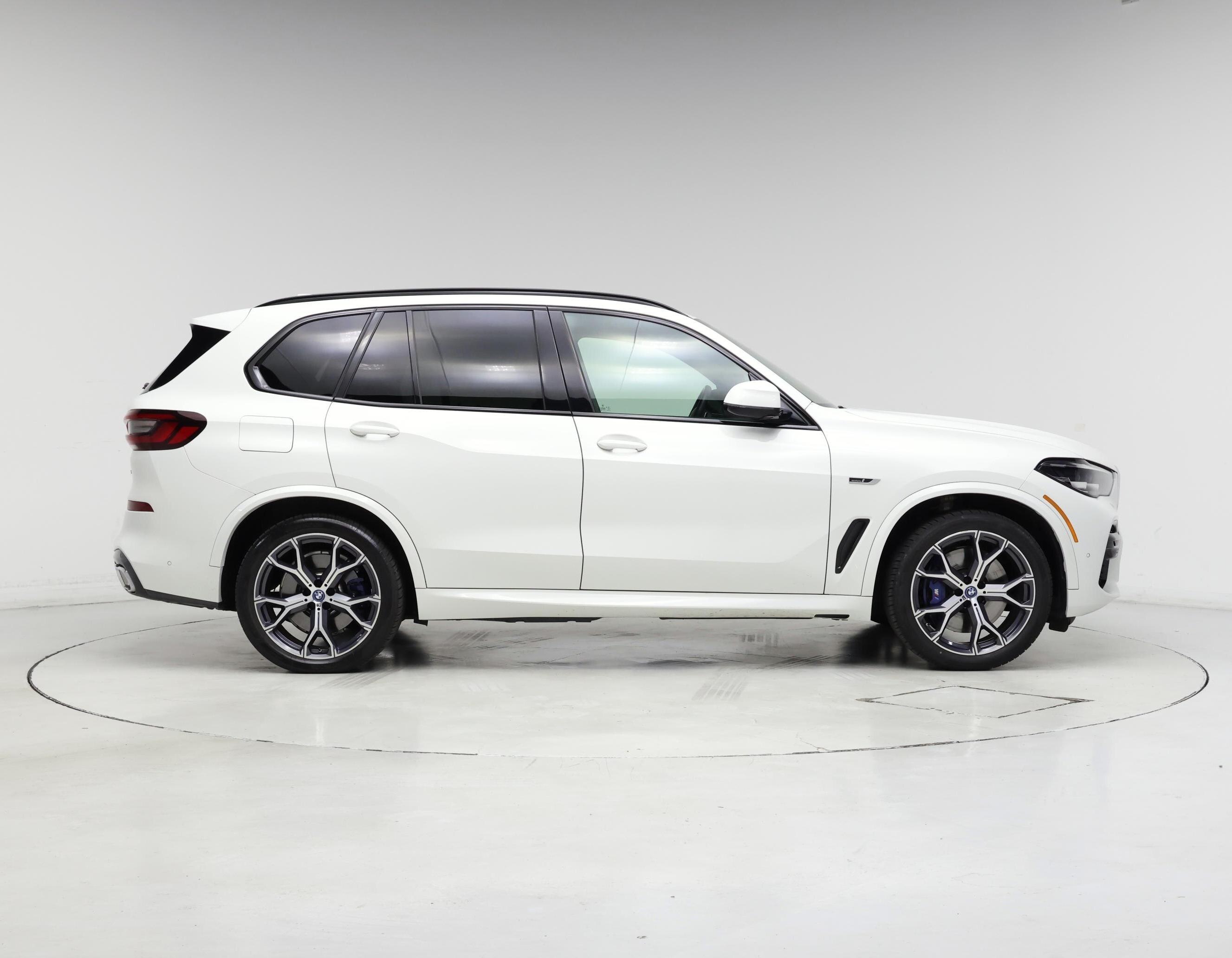 Thumbnail: 2023 BMW X5 - 7