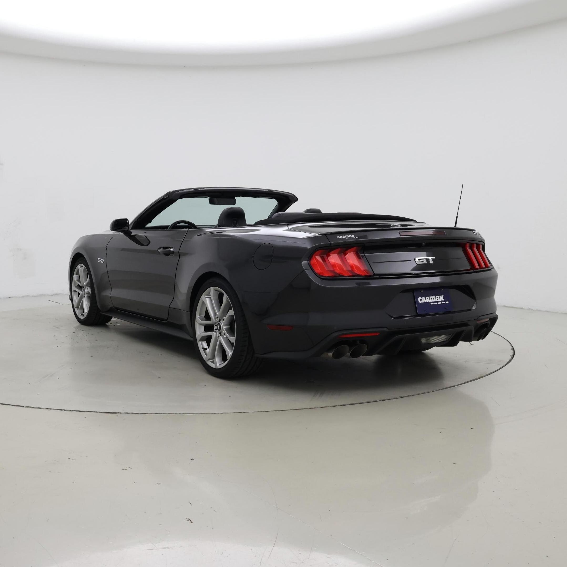 Thumbnail: 2022 Ford Mustang - 9