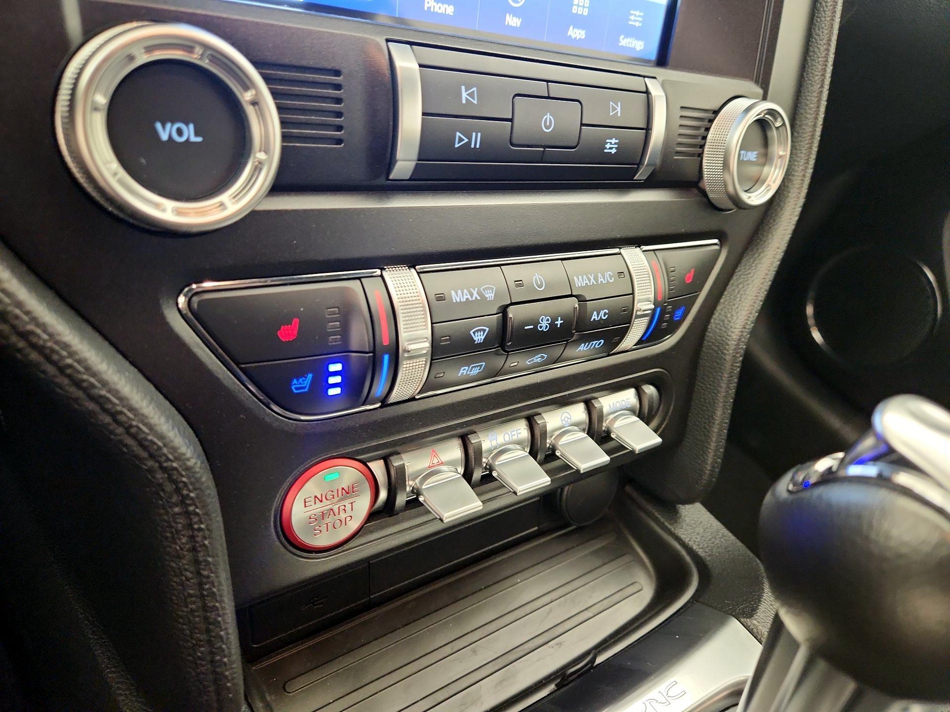 Thumbnail: 2022 Ford Mustang - 17