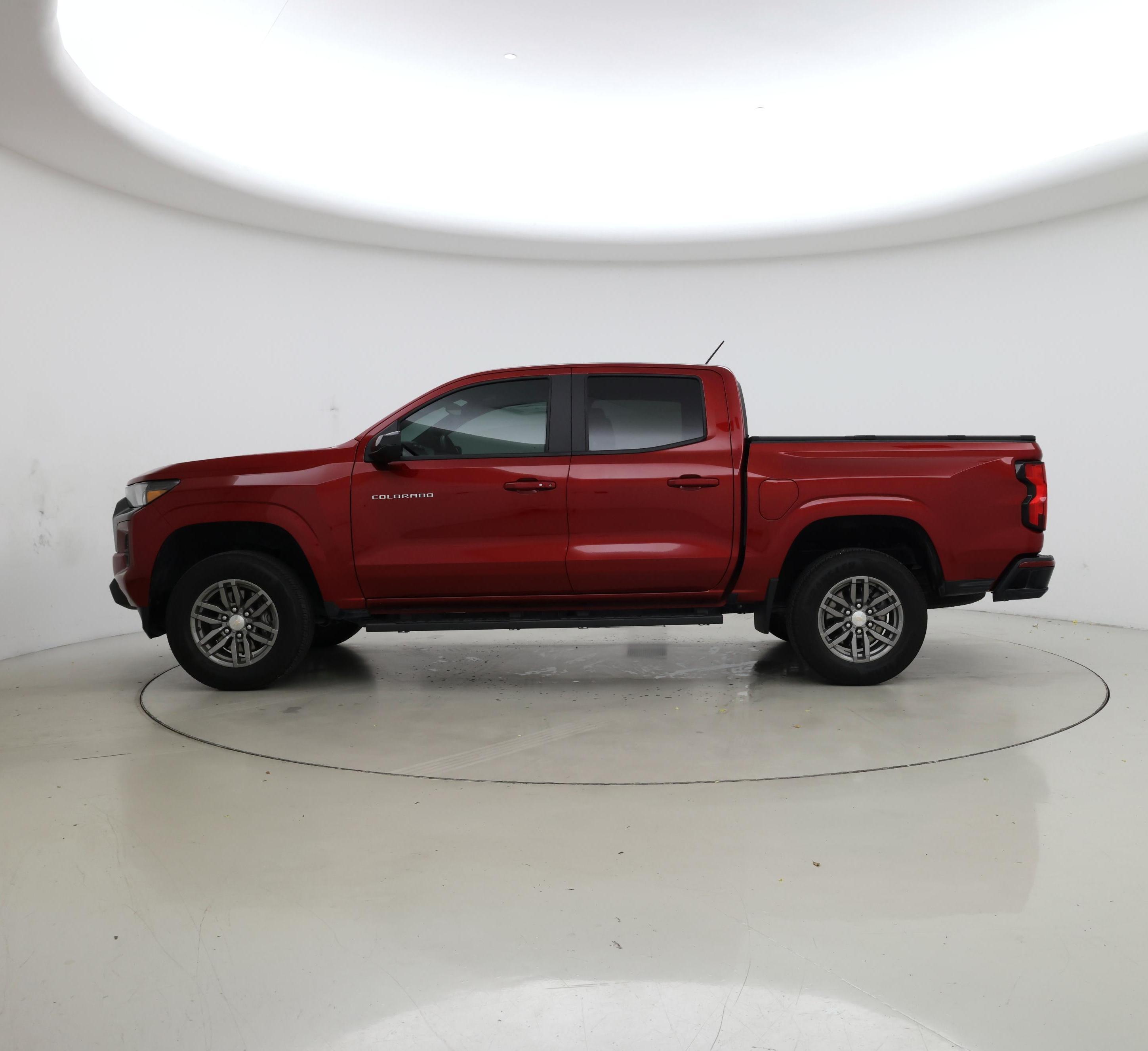 Thumbnail: 2024 Chevrolet Colorado - 3