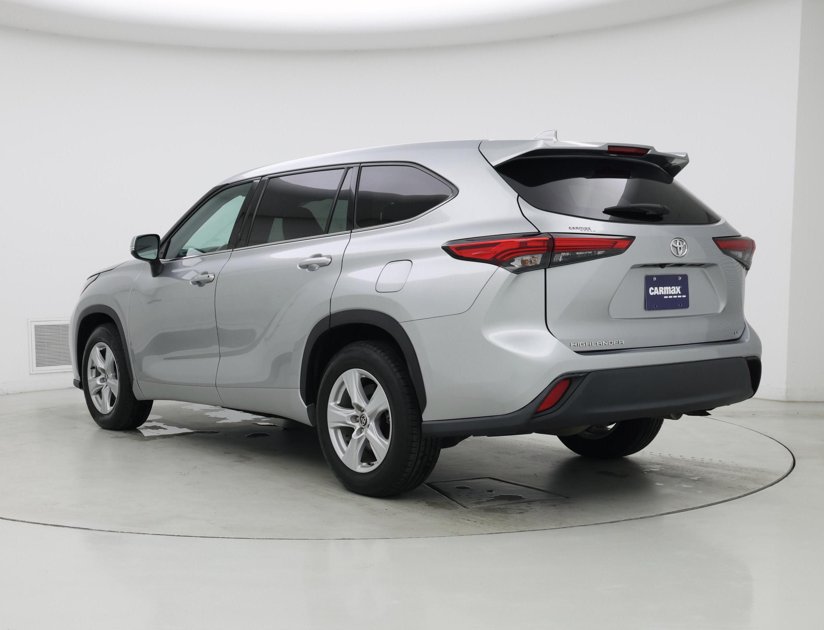 Thumbnail: 2021 Toyota Highlander - 2